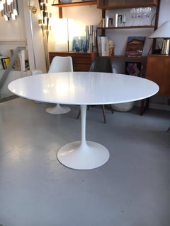 Eero Saarinen white laminate Tulip Dining Table by Knoll Switzerland. ca. 1970.