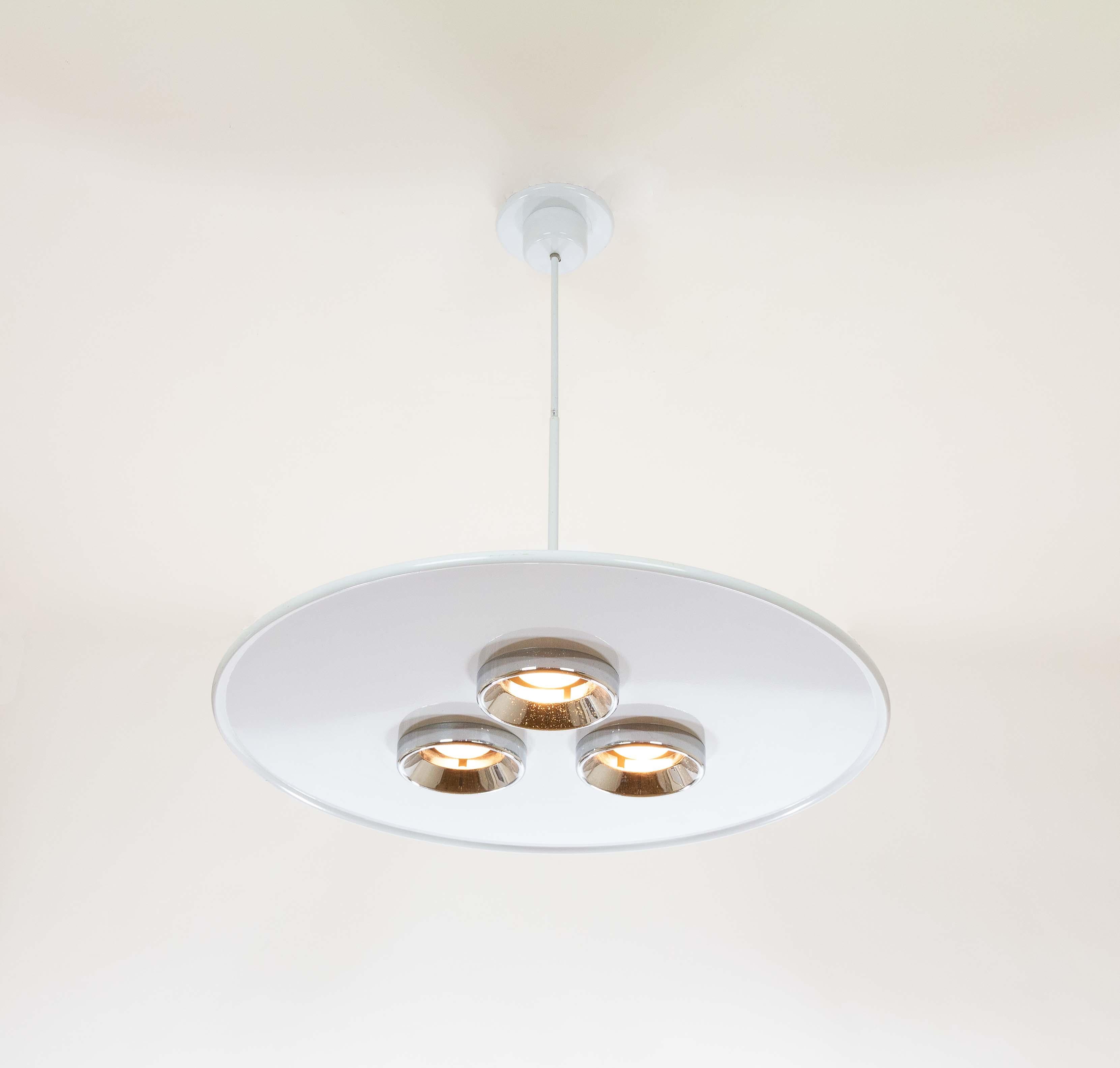White Lampros Pendant by Ettore Sottsass for Stilnovo, 1970 In Good Condition For Sale In Rotterdam, NL