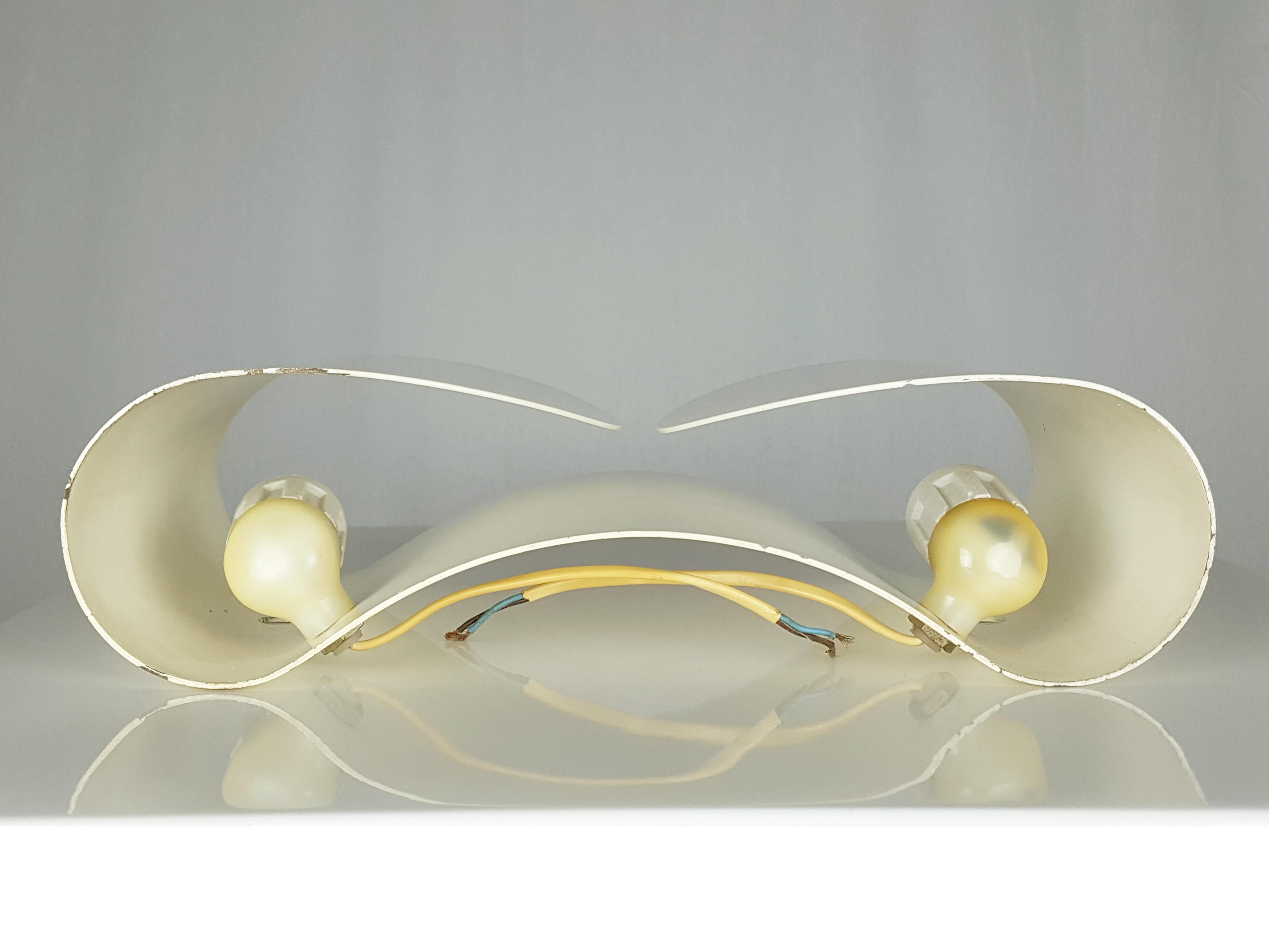 White Laquered Metal 2-Lights Sconce Foglio by Afra Tobia Scarpa for Flos, 1966 For Sale 2