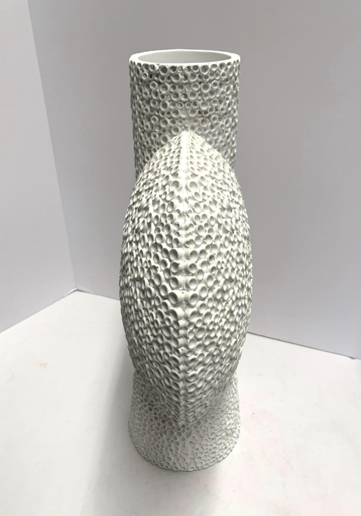 White Large Bold Textured Off Center Vase, China, Contemporary In New Condition For Sale In New York, NY
