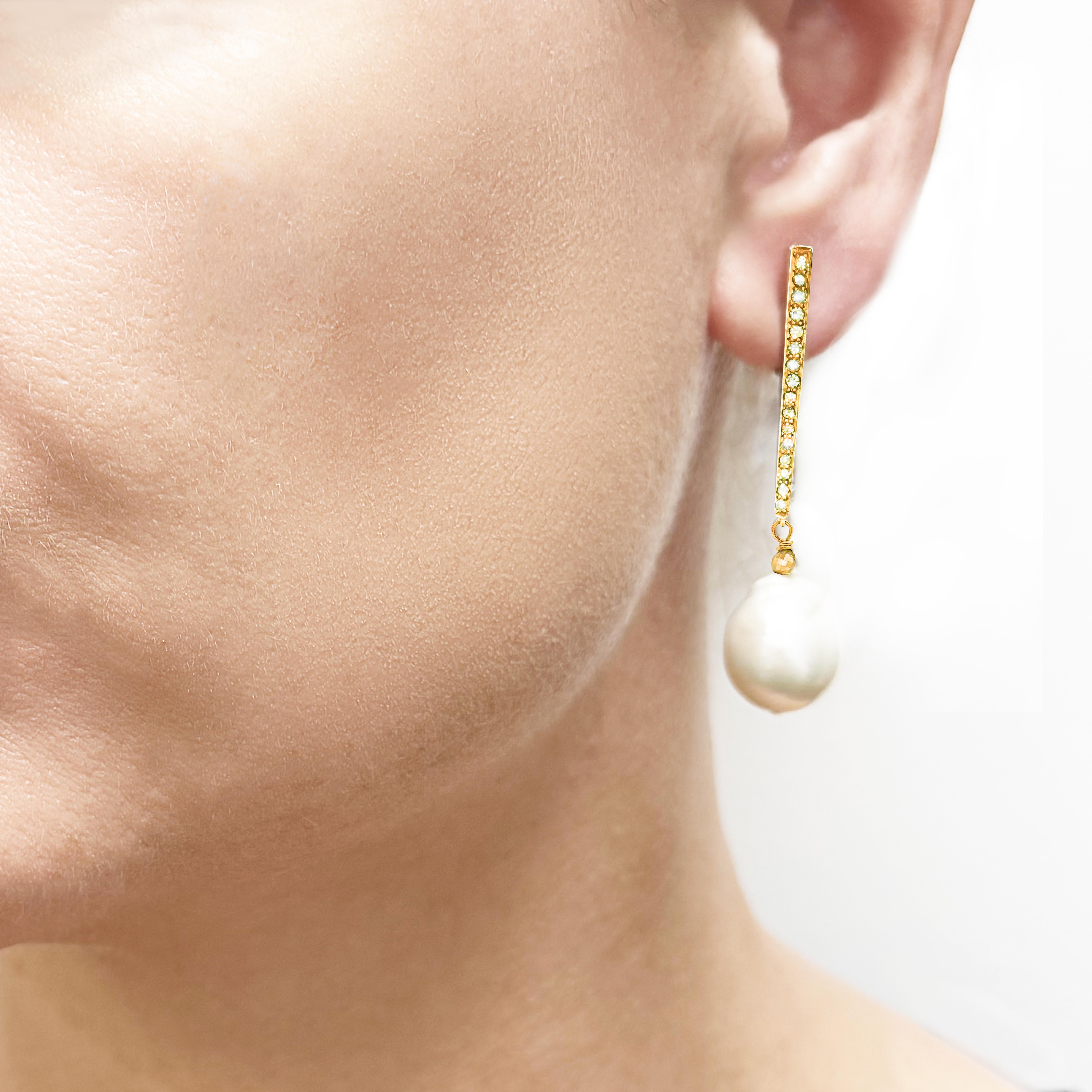 White Large Freshwater Pearls with Diamonds Paradizia Earrings In New Condition For Sale In Laguna Beach, CA