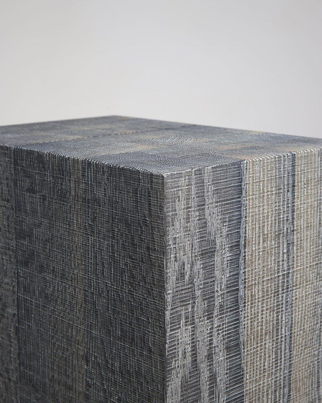 Postmoderne Tabouret en bois de chêne blanc à superpositions II de Hyungshin Hwang en vente