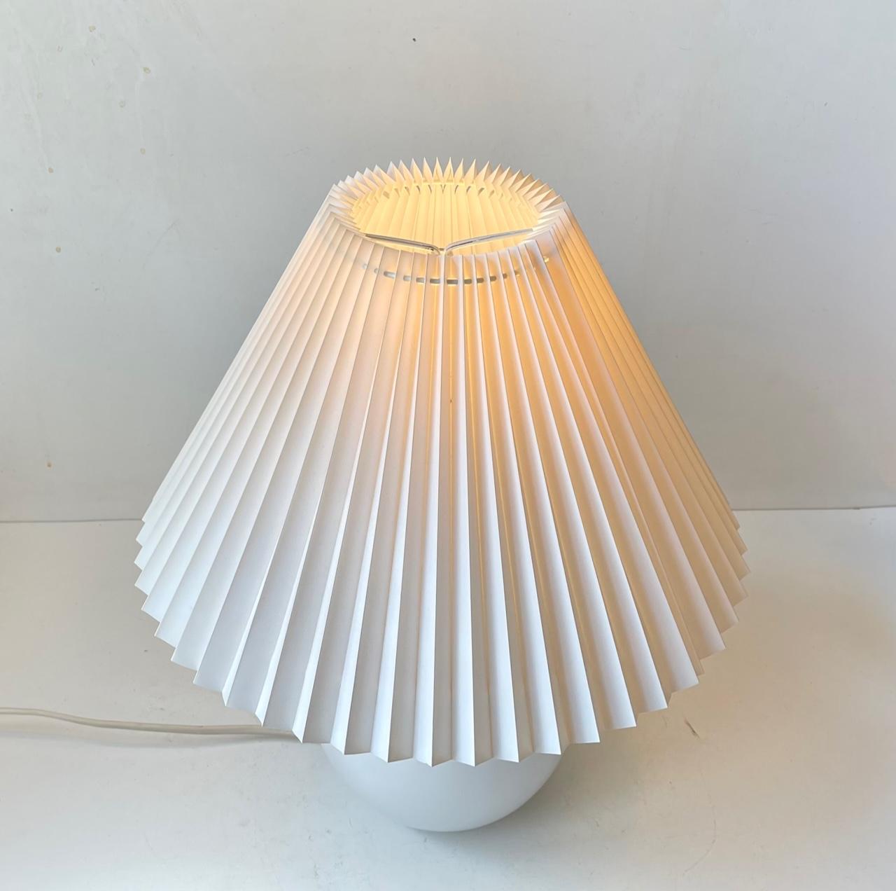 Scandinavian Modern White Le Klint Egg-Shaped Opaline Glass Table Lamp For Sale