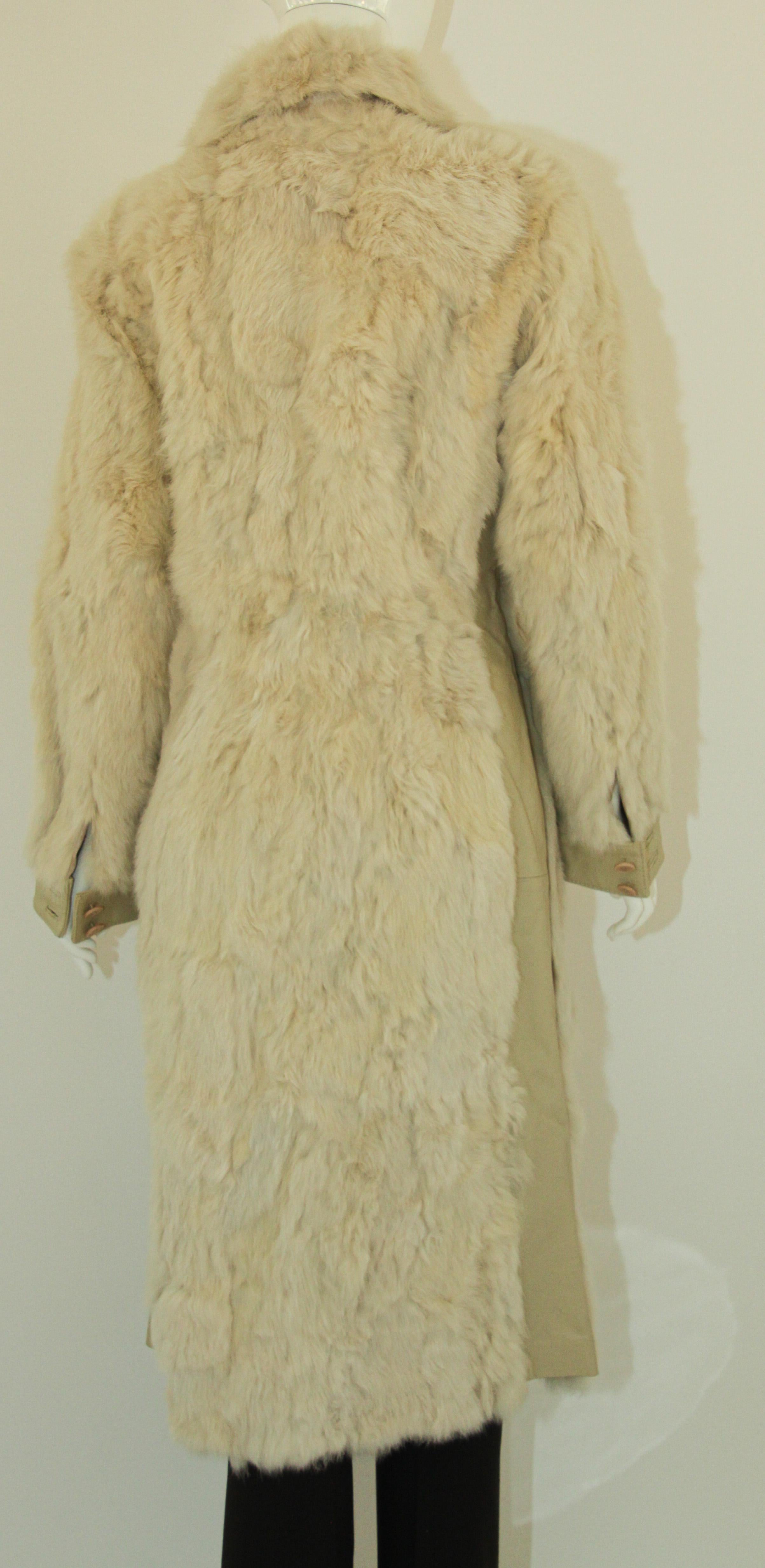White Leather and Fur Vintage Coat with Zipper 1970's For Sale 6