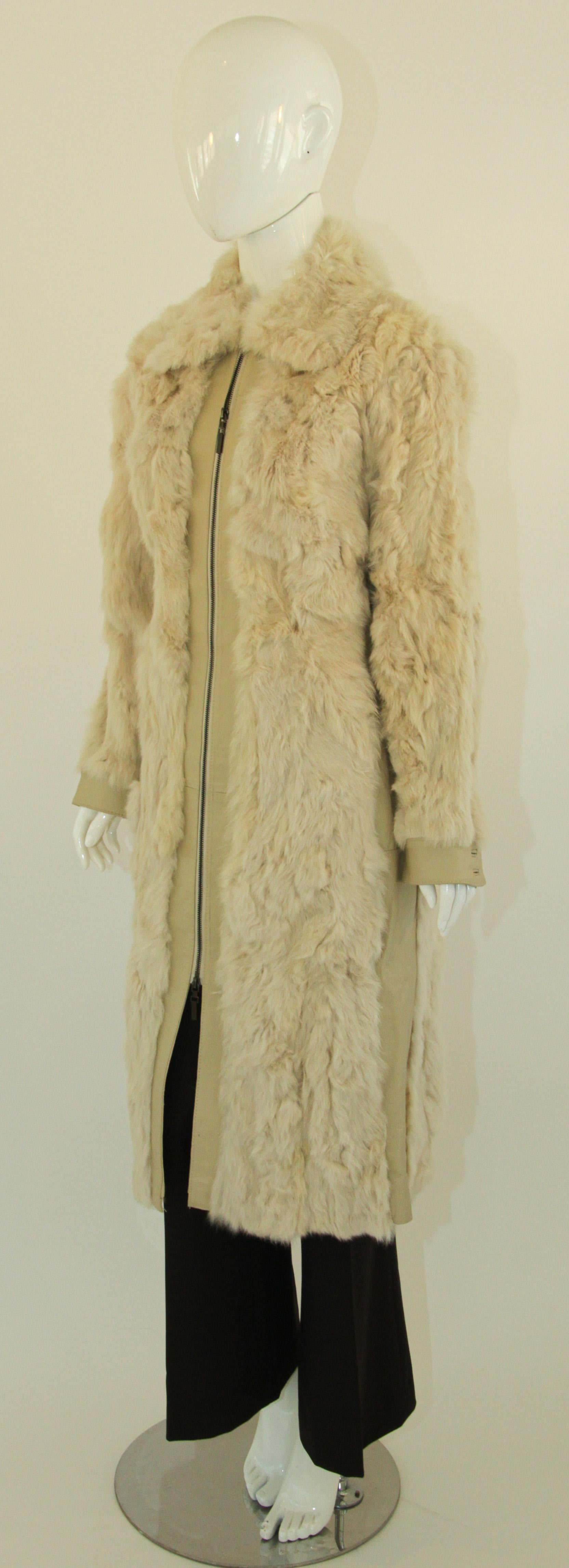 White Leather and Fur Vintage Coat with Zipper 1970's For Sale 9
