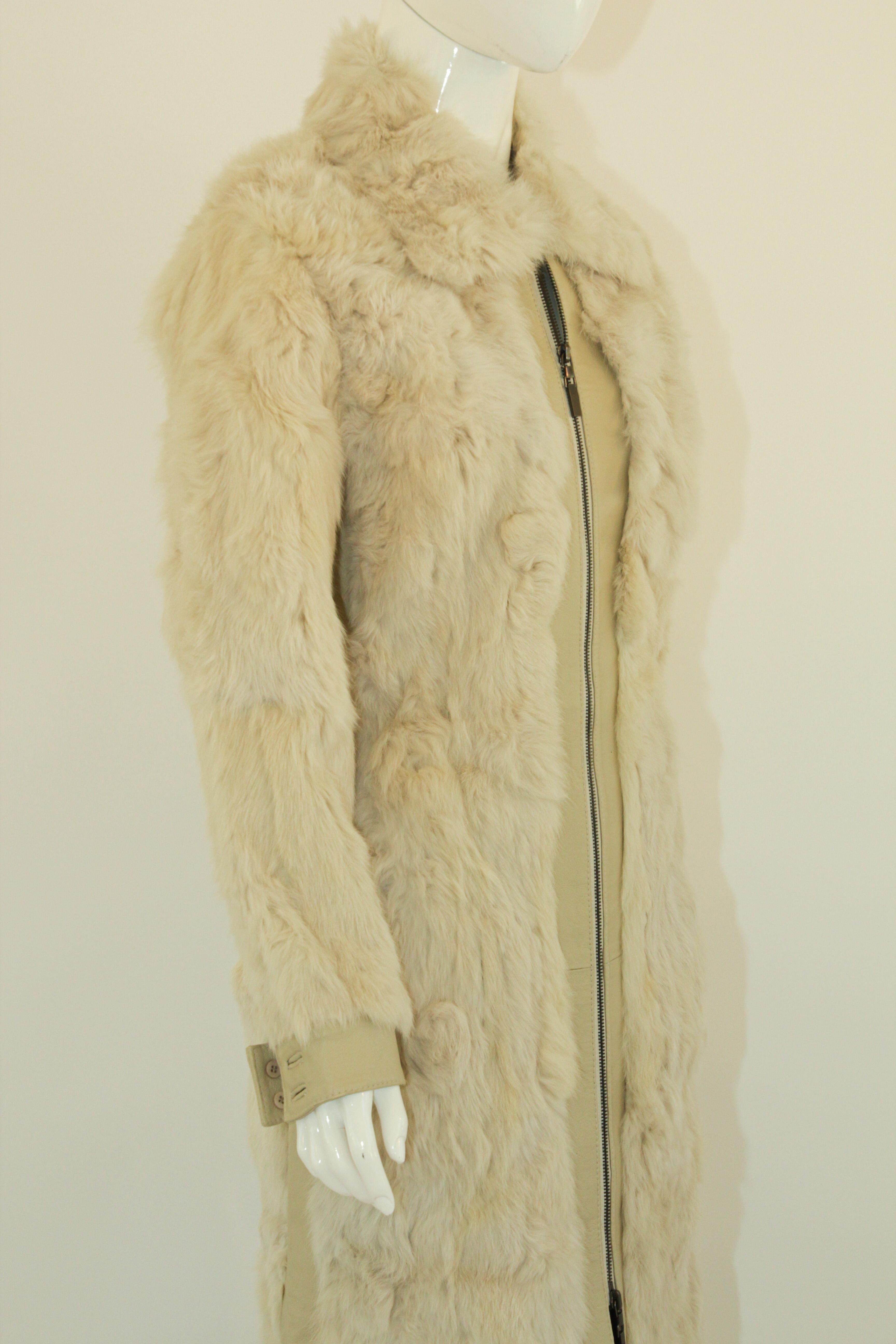 White Leather and Fur Vintage Coat with Zipper 1970's For Sale 1