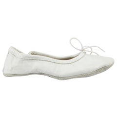 White Leather Ballet Flats with Pouch Size IT 37