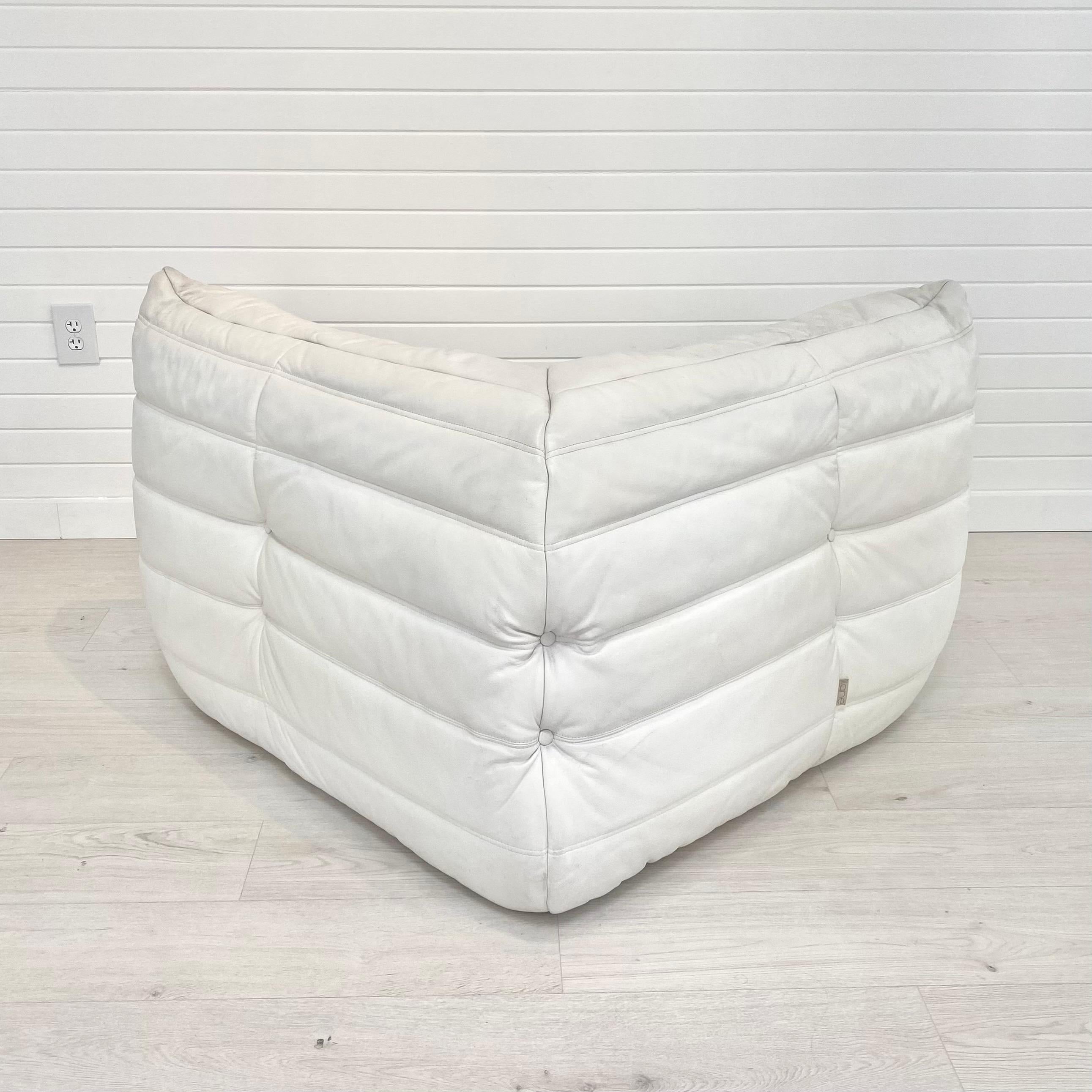 20th Century White Leather Corner Togo Seat by Ligne Roset, 1980s France For Sale