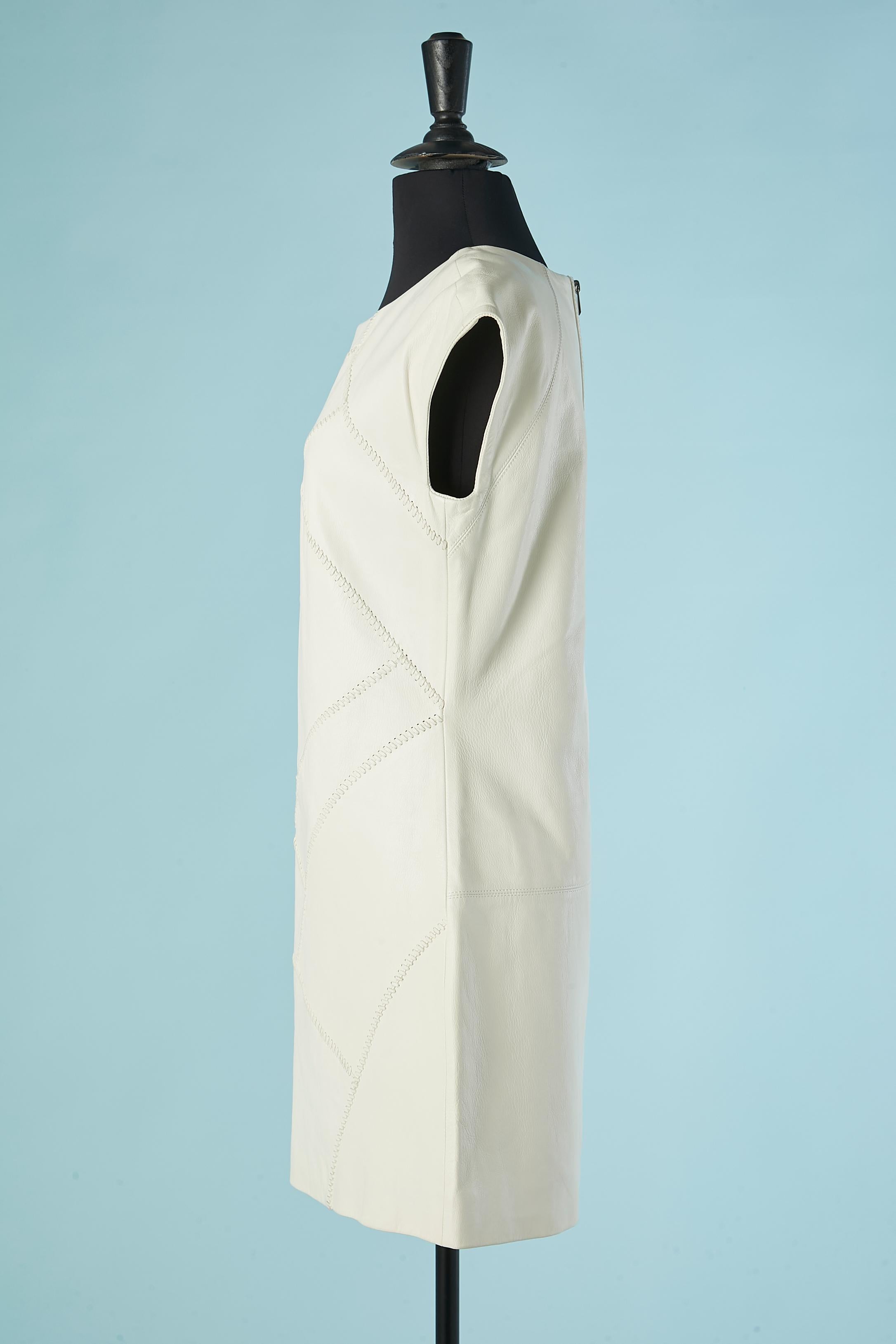 White leather dress with leather top-stitching BARBARA BUI In Excellent Condition For Sale In Saint-Ouen-Sur-Seine, FR