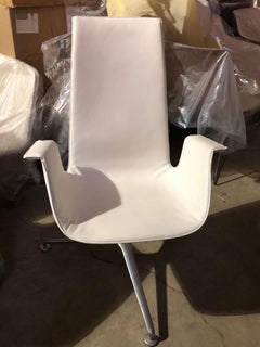 Walter Knoll White Leather FK Bucket Chair with 3-Star Base