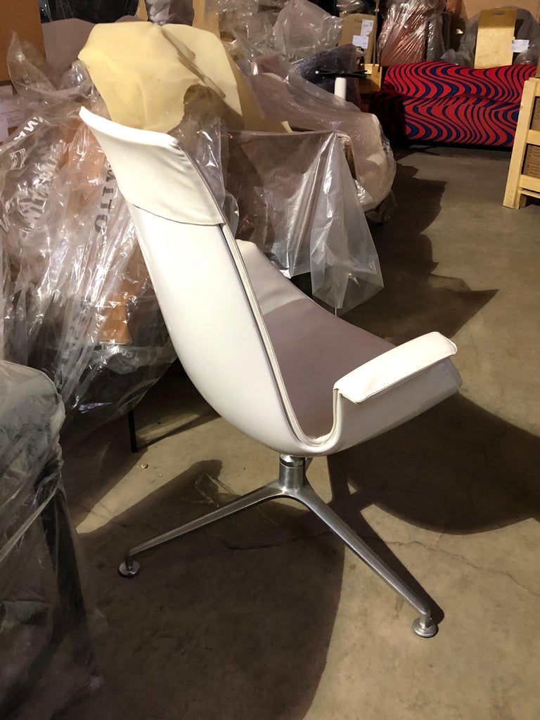Walter Knoll White Leather FK Bucket Chair with 3Star Base at 1stDibs