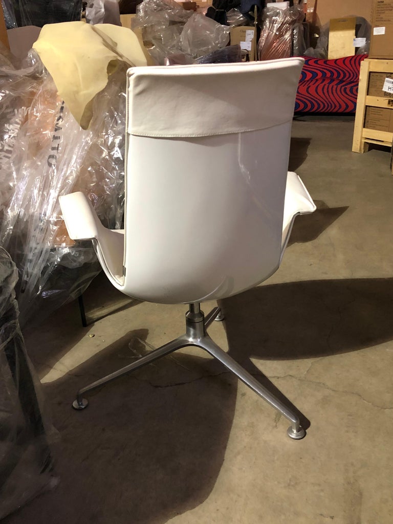 Walter Knoll White Leather FK Bucket Chair with 3Star Base at 1stDibs
