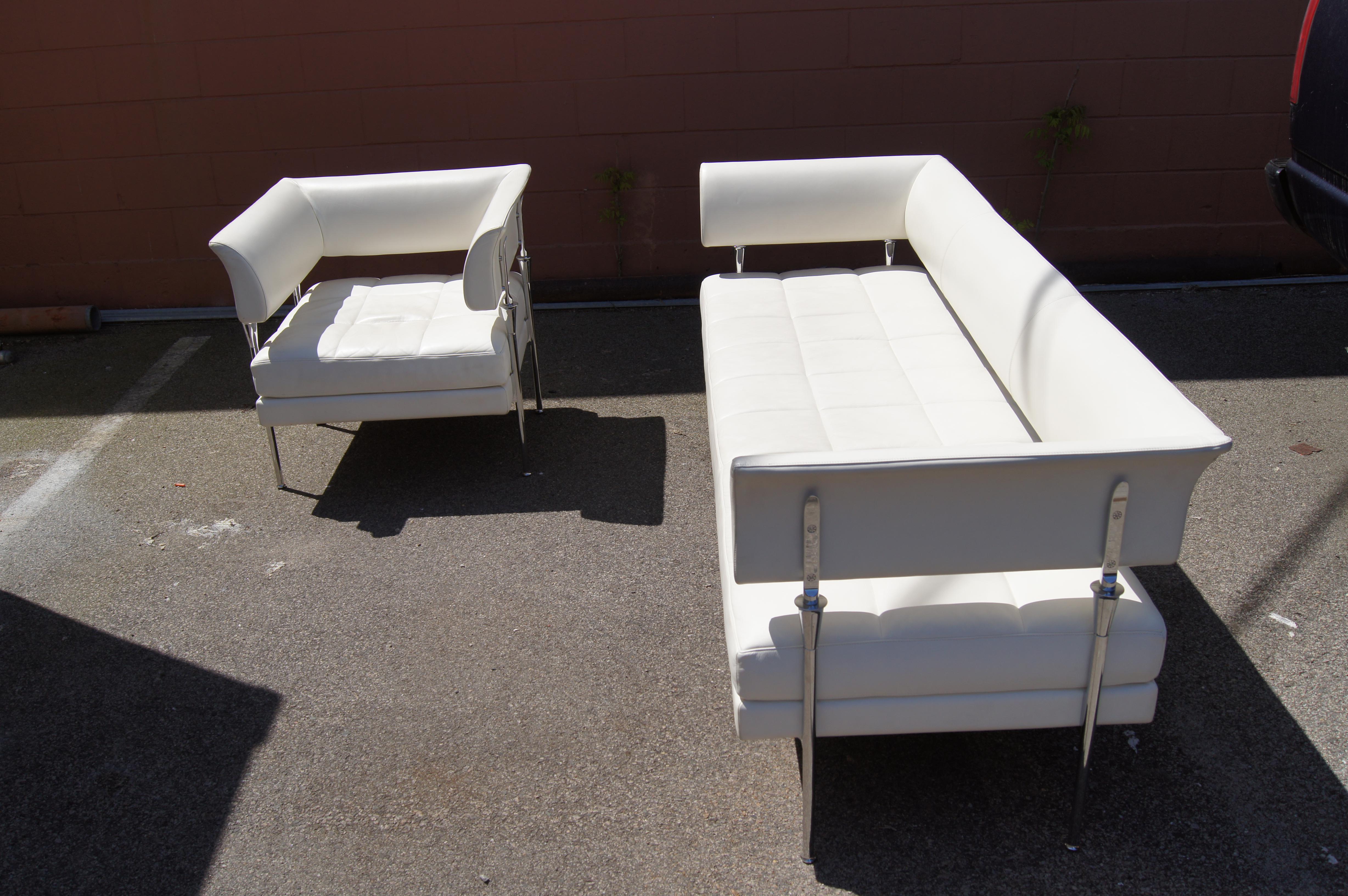 White Leather Hydra Caster Sofa and Chair by Luca Scacchetti for Poltrona Frau For Sale 4