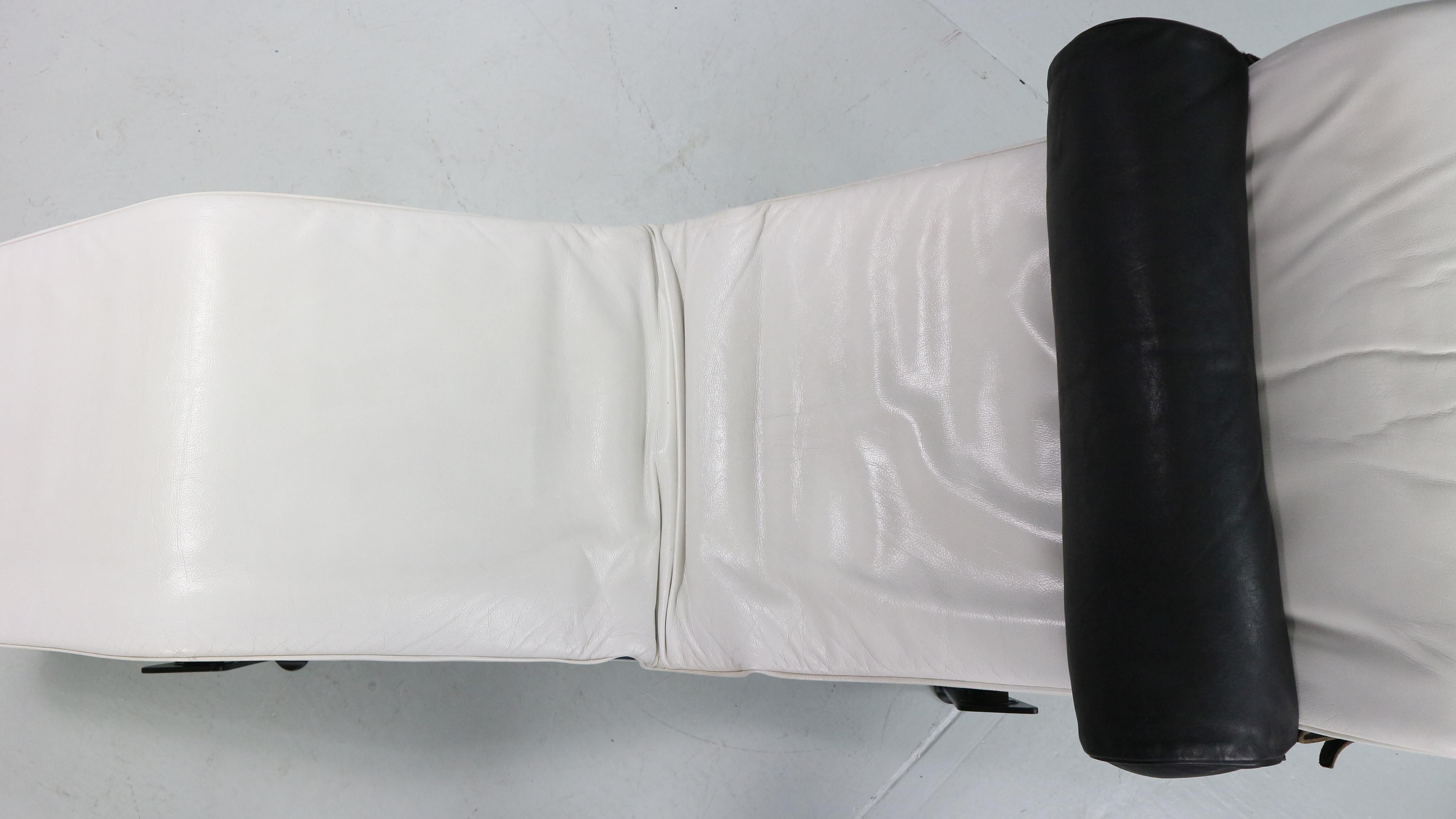 Chaiselongue aus weißem Leder LC4 von Le Corbusier für Cassina, 1960er Jahre im Angebot 5