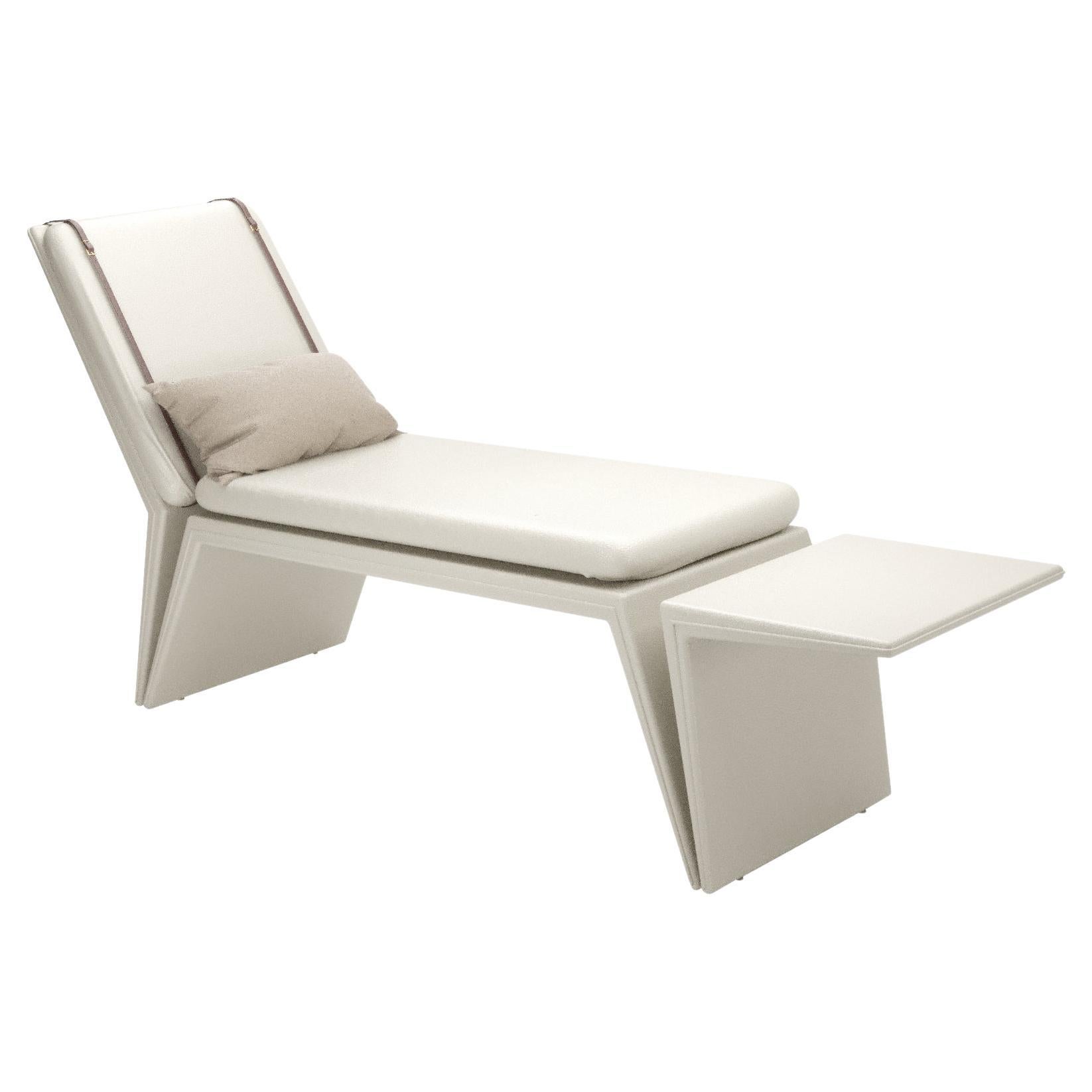 White Leather Modern Panama Chaise Longue For Sale