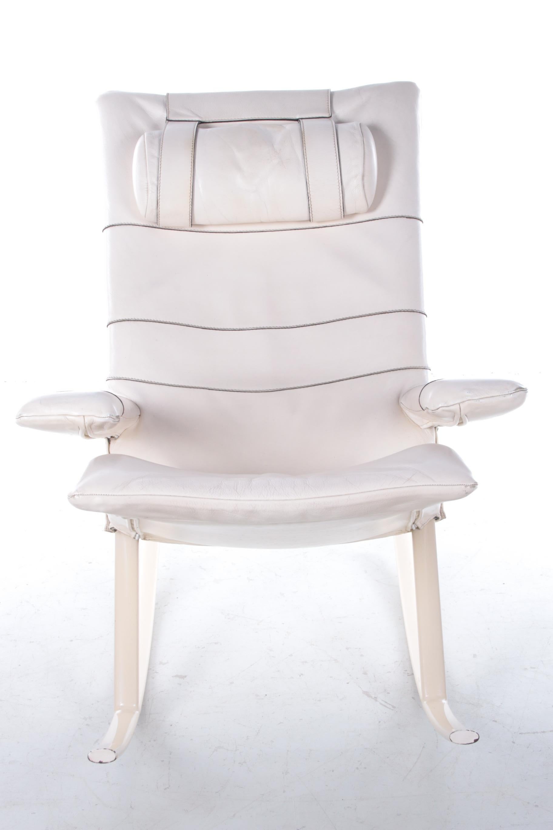 White Leather Rocking Chair Design by Jori, Belgium 1960s In Good Condition In Oostrum-Venray, NL
