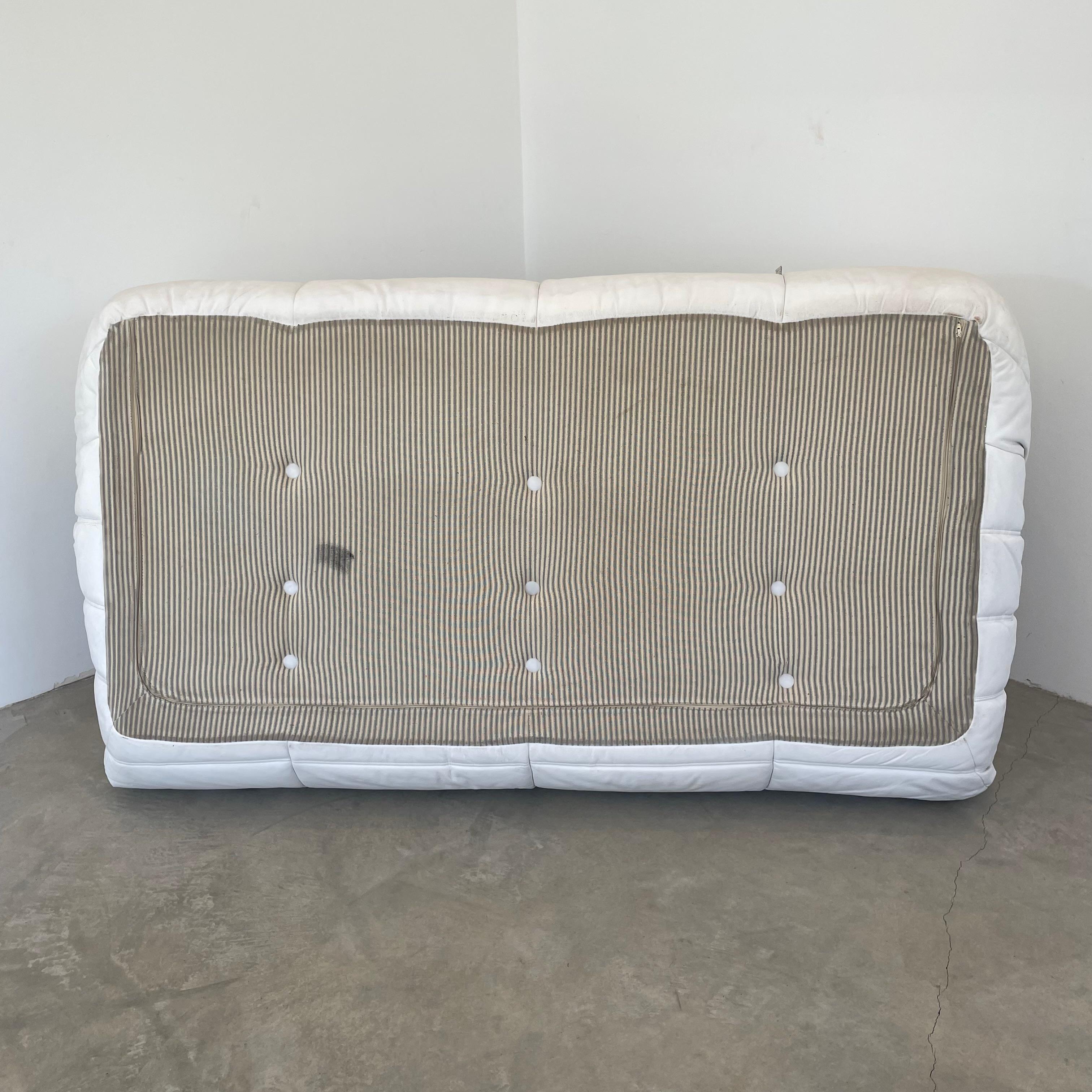 White Leather Togo Set by Ligne Roset, 1990s France For Sale 1