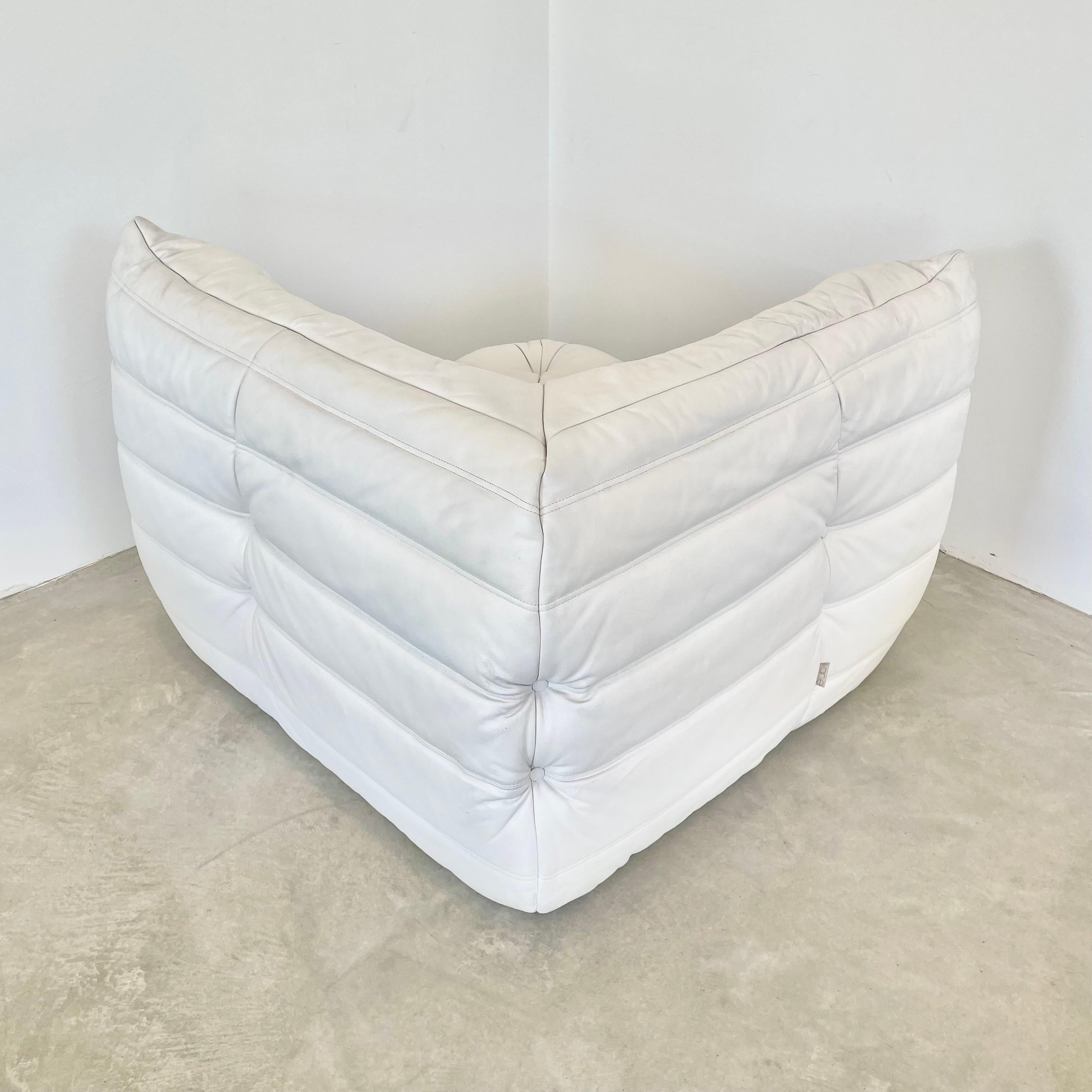 White Leather Togo Set by Ligne Roset, 1990s France In Good Condition In Los Angeles, CA