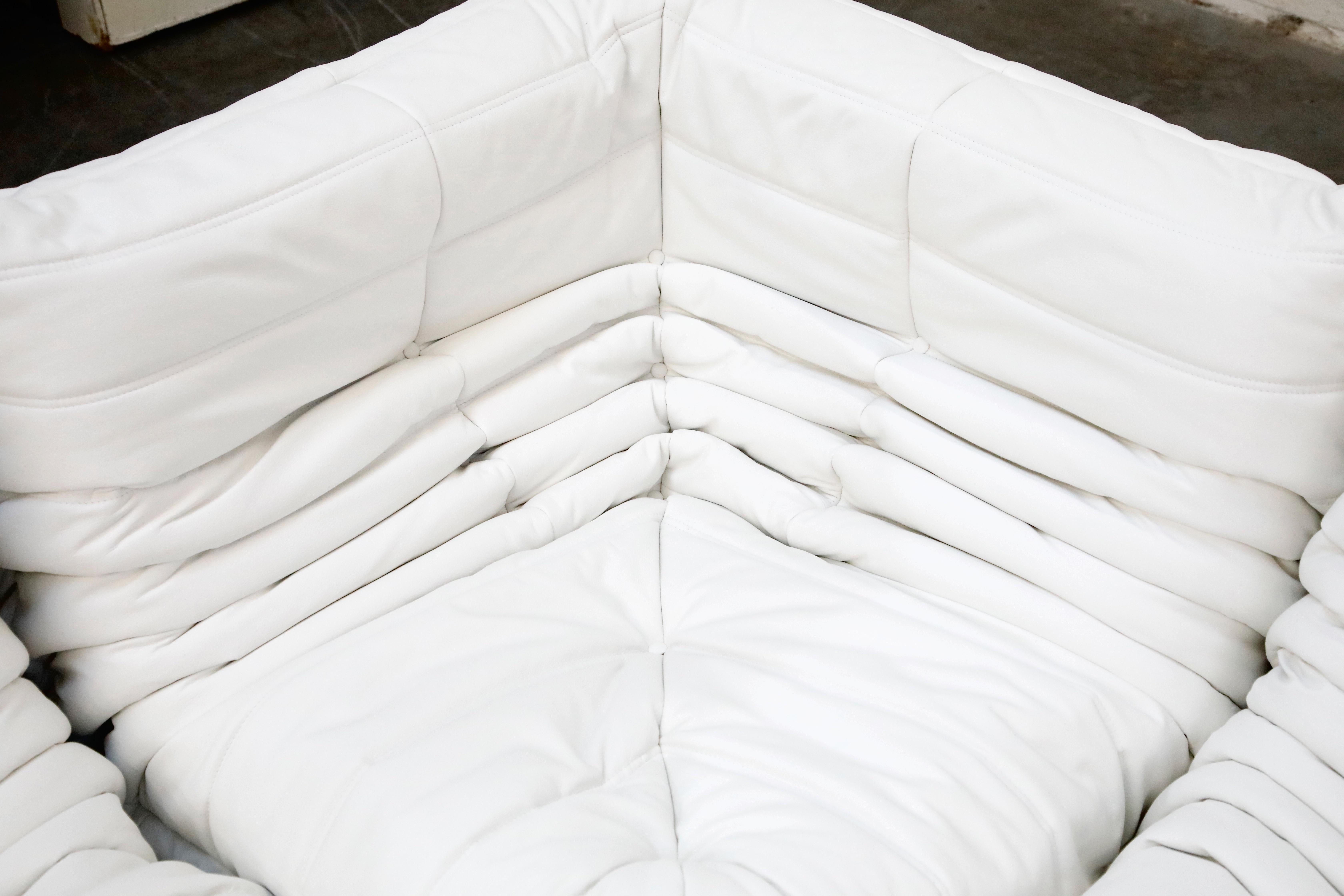White Leather 'Togo' Three-Piece Sofa by Michel Ducaroy for Ligne Roset, Signed 3