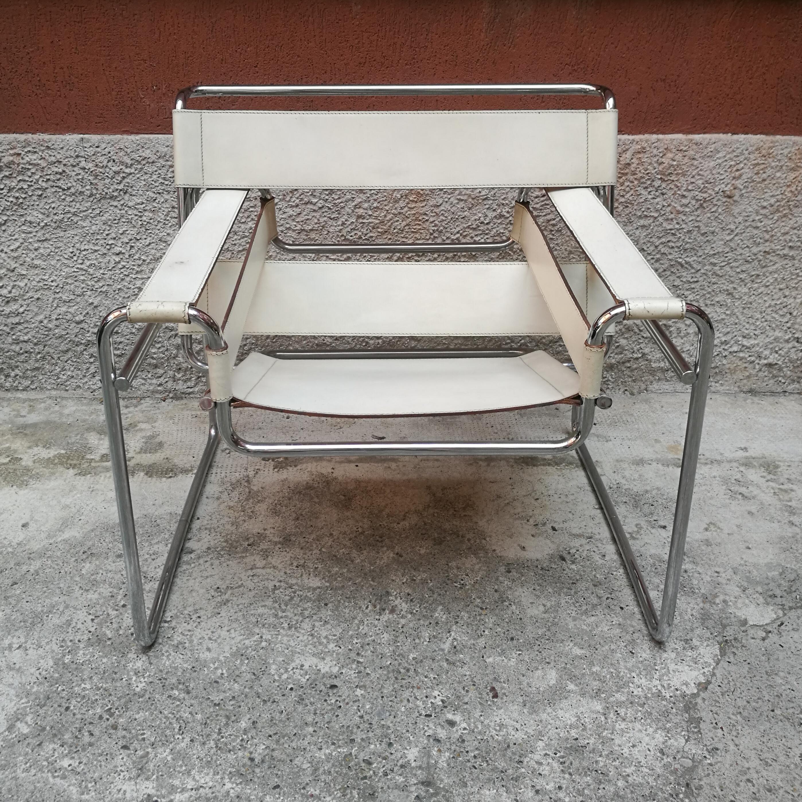 Mid-Century Modern White Leather Wassily Armchair by Marcel Breuer for Gavina, 1968