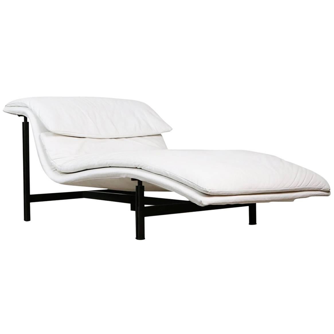 White Leather Wave Chaise Longue by Giovanni Offredi for Saporiti Italia