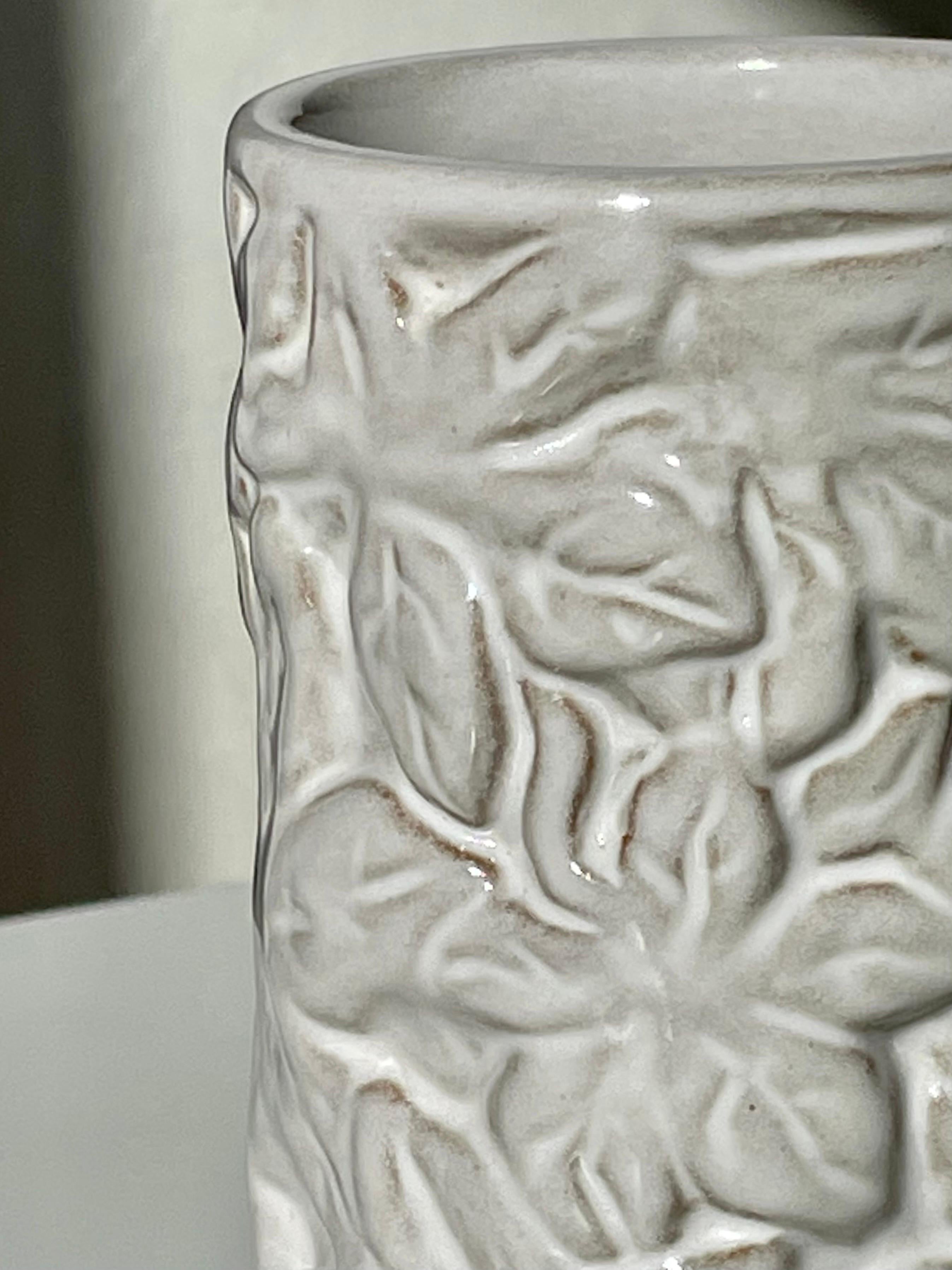 Ceramic White Leaves Decor Vintage Vase  For Sale