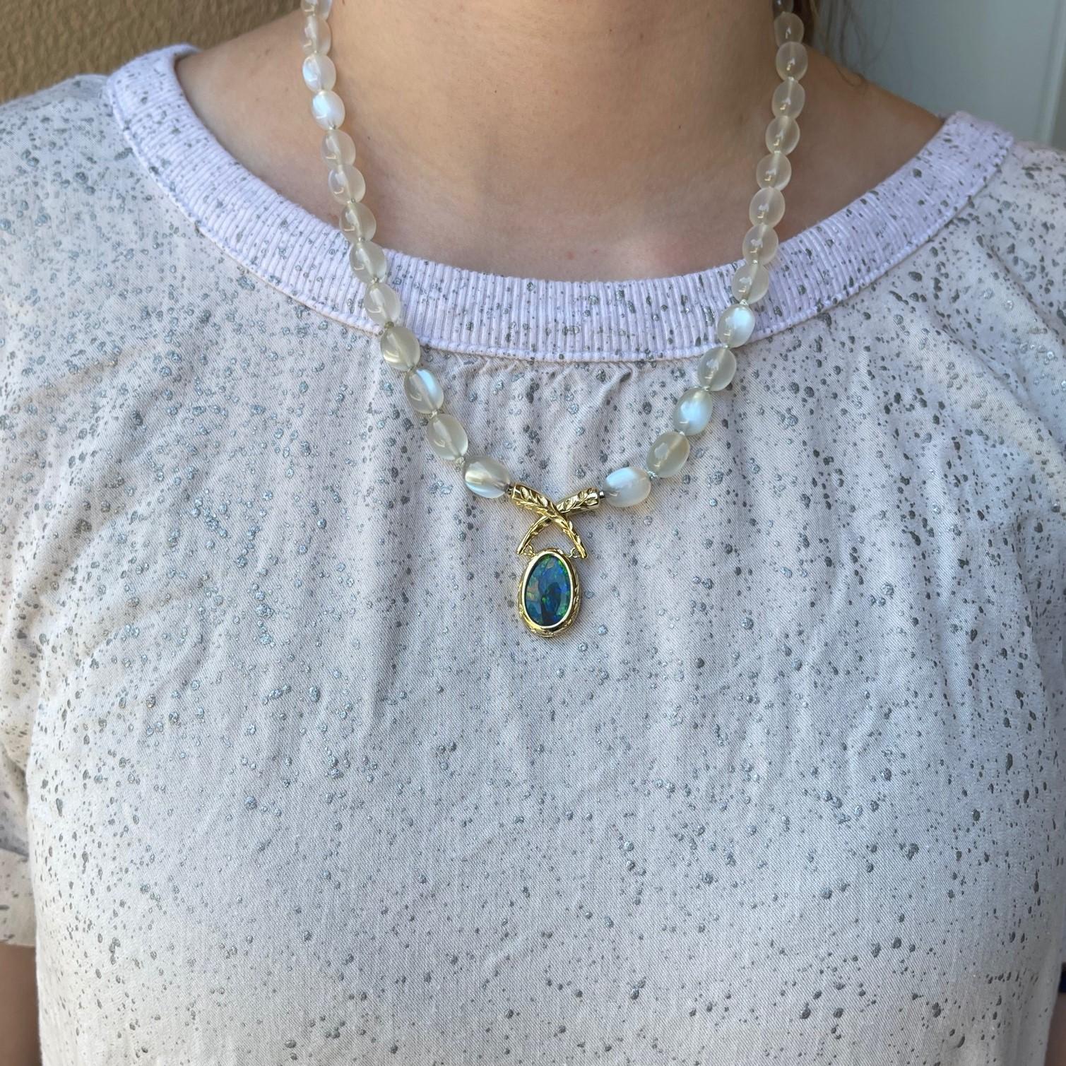 White Lentil Moonstone Necklace with an 18k Yellow Gold Black Opal Clasp For Sale 2