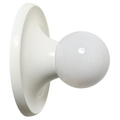 Appliques ou plafonniers blancs "Light Ball" par Castiglioni pour Flos, Italie, années 1970