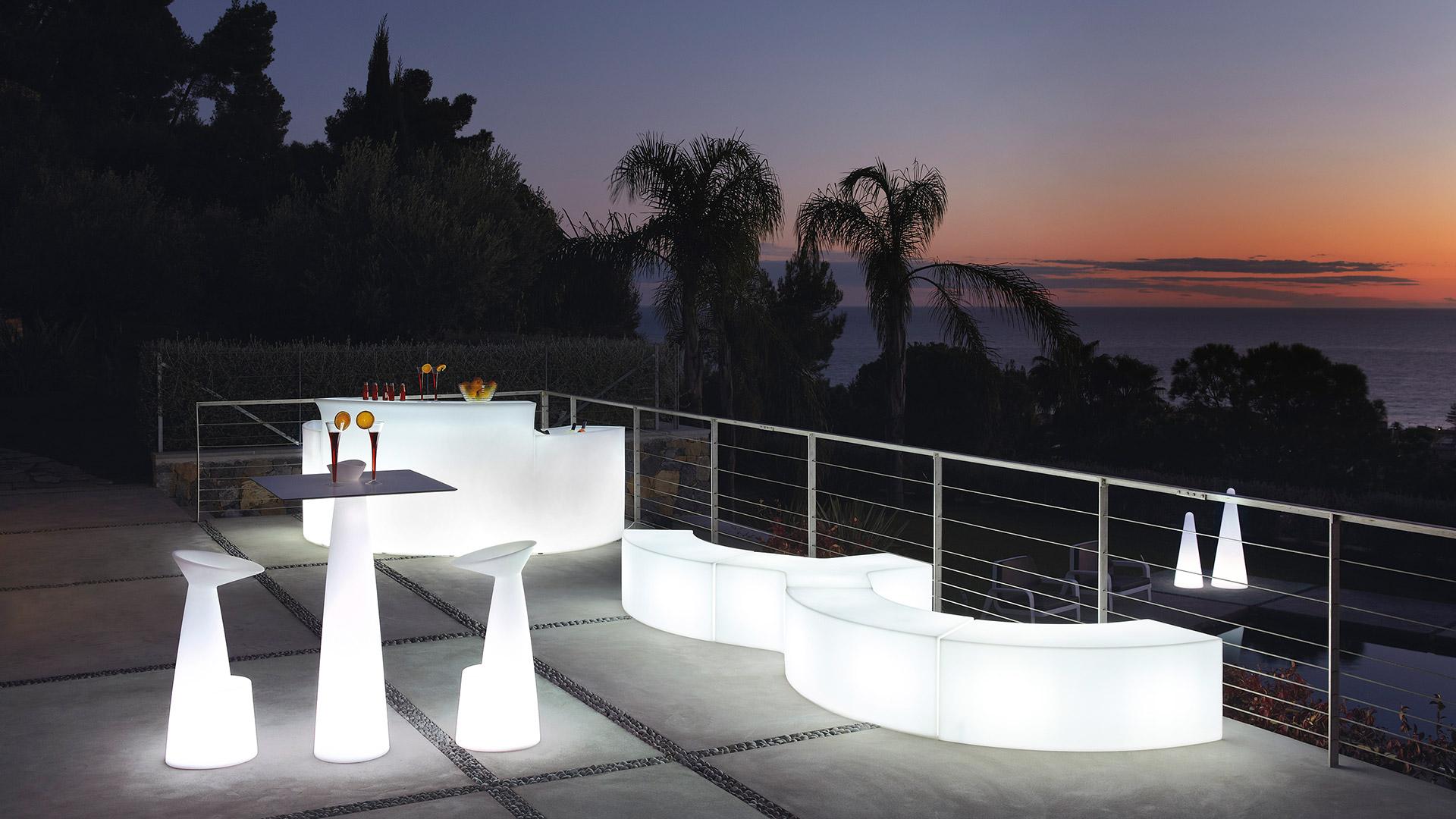 Postmoderne Siège modulaire Ypsilon blanc éclairé par SLIDE Studio en vente