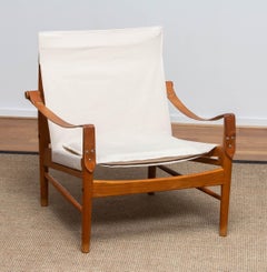 White Linen / Canvas And Oak Safari Chair By Hans Olsen For Viska Sweden 1960s