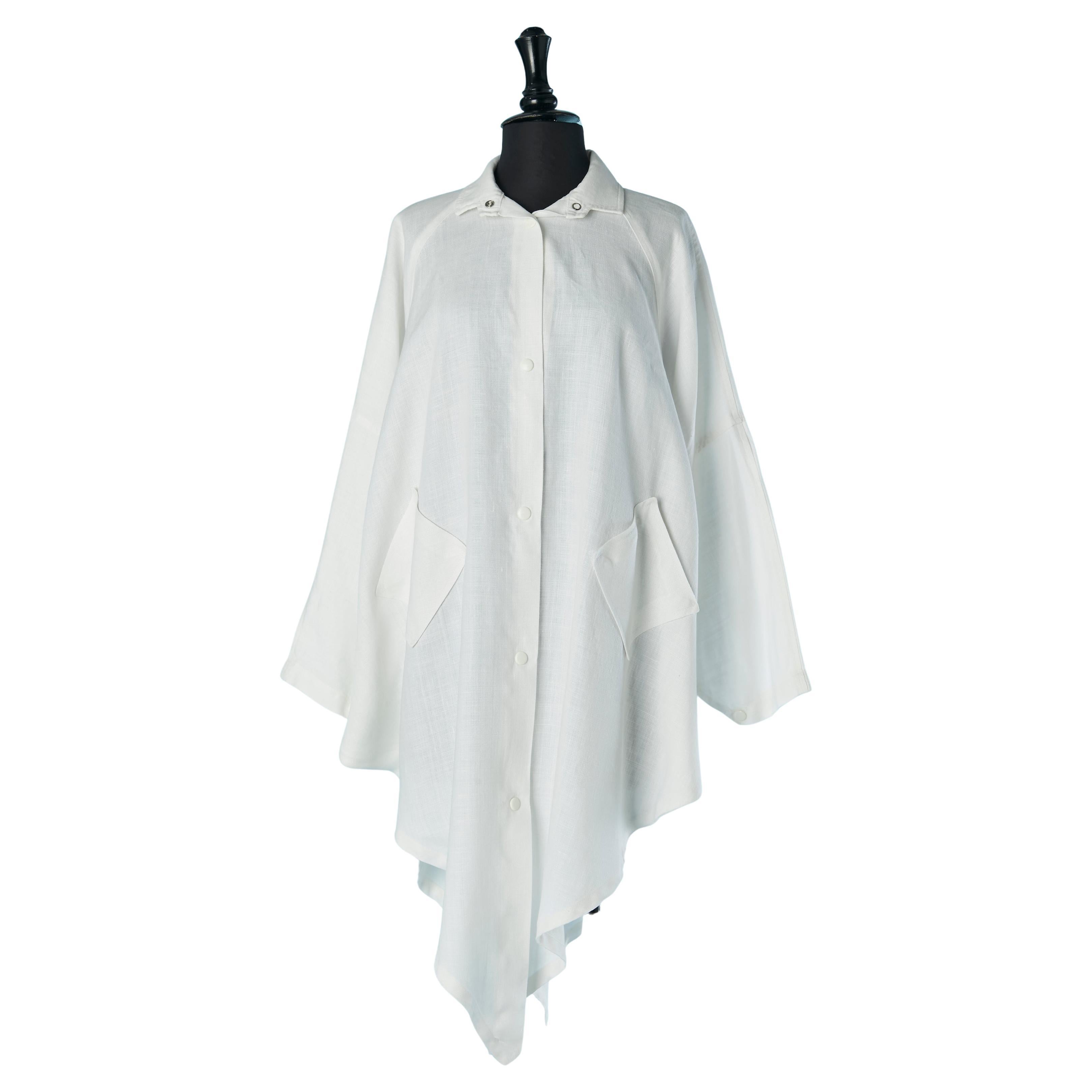 Chemise/veste en lin blanc avec fermeture à boutons-pression JEAN-REMY DAUMAS en vente