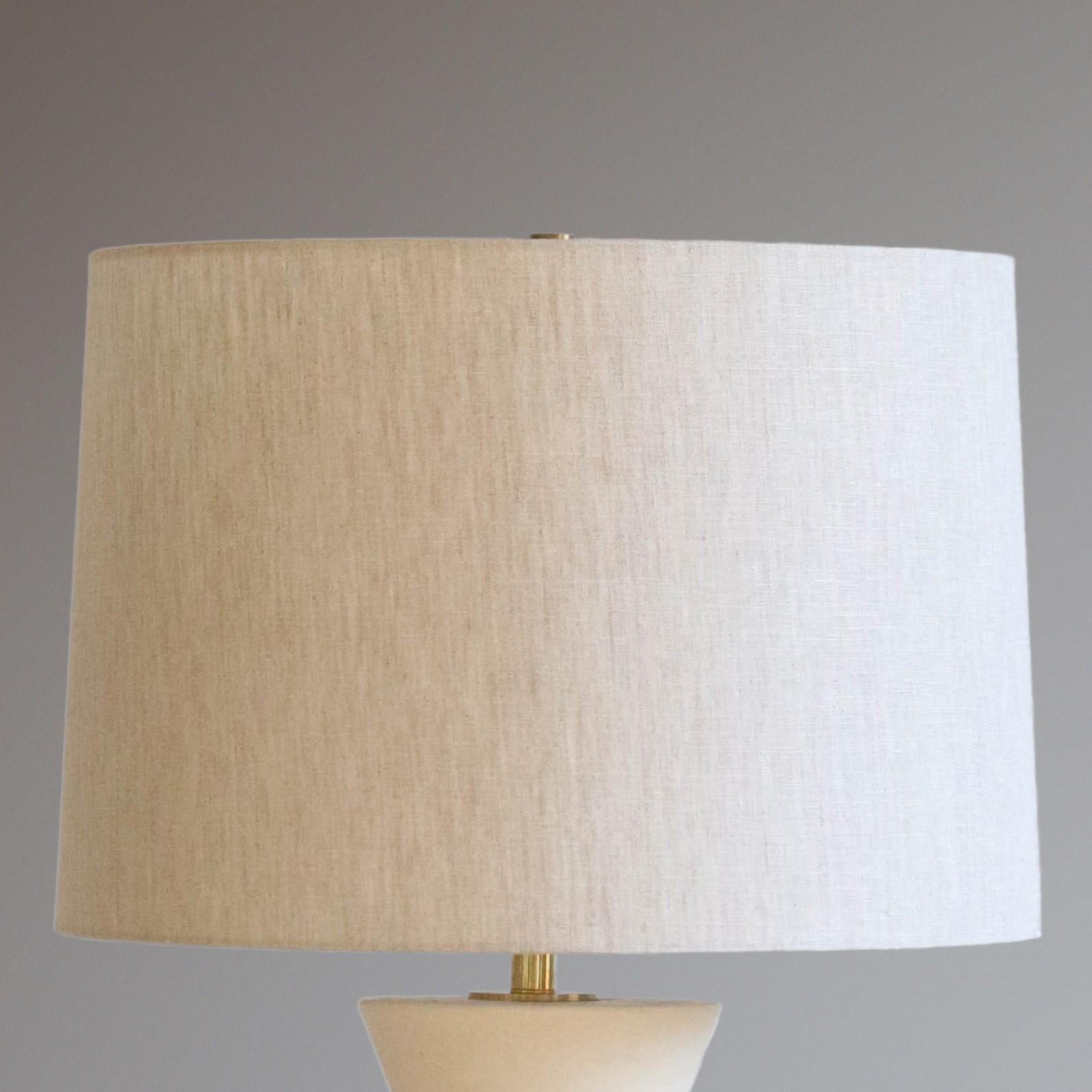 Postmoderne Lampe de table Linus blanche par  Danny Kaplan Studio en vente