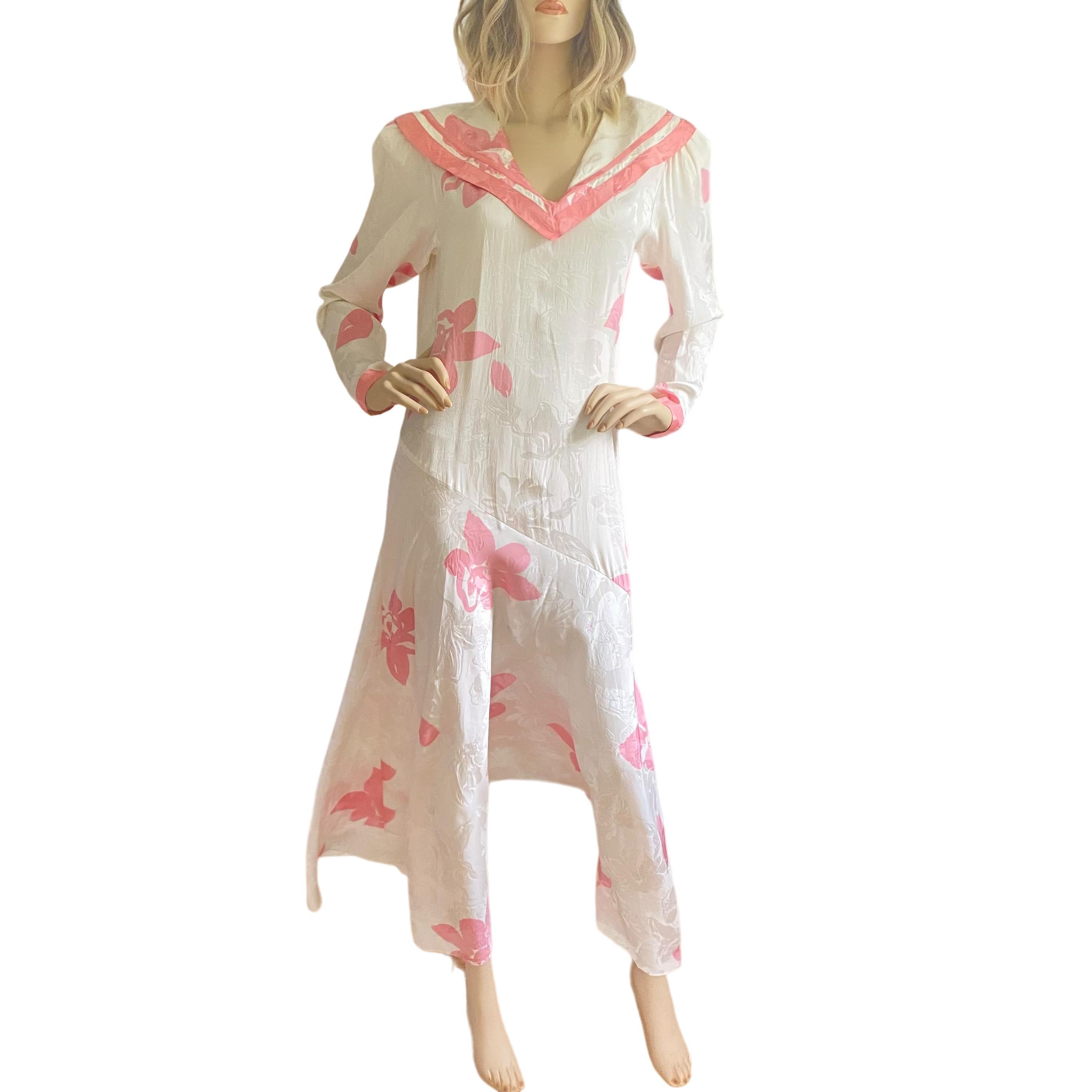 White Long Flowy Silk Dress with Pink Floral - Vintage Flora Kung NWT - new size In New Condition For Sale In Boston, MA