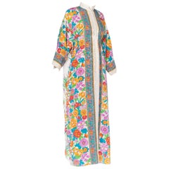 White Mandarin Collar Satin Floral Half Zip Kaftan, 1980s