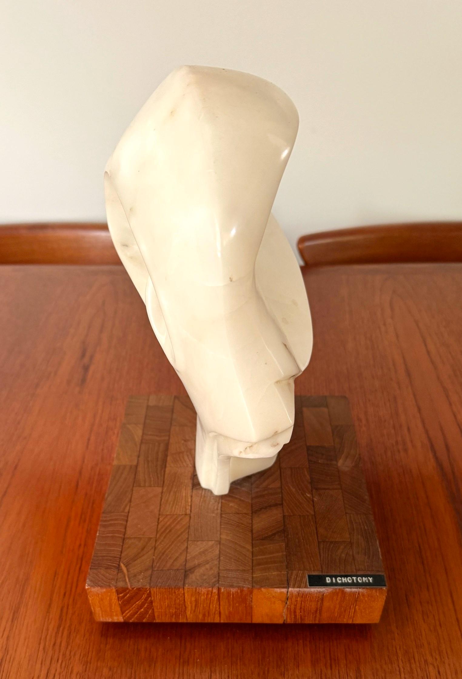 Intagliato a mano White Marble Abstract Sculpture Dichotomy Biomorphic in vendita