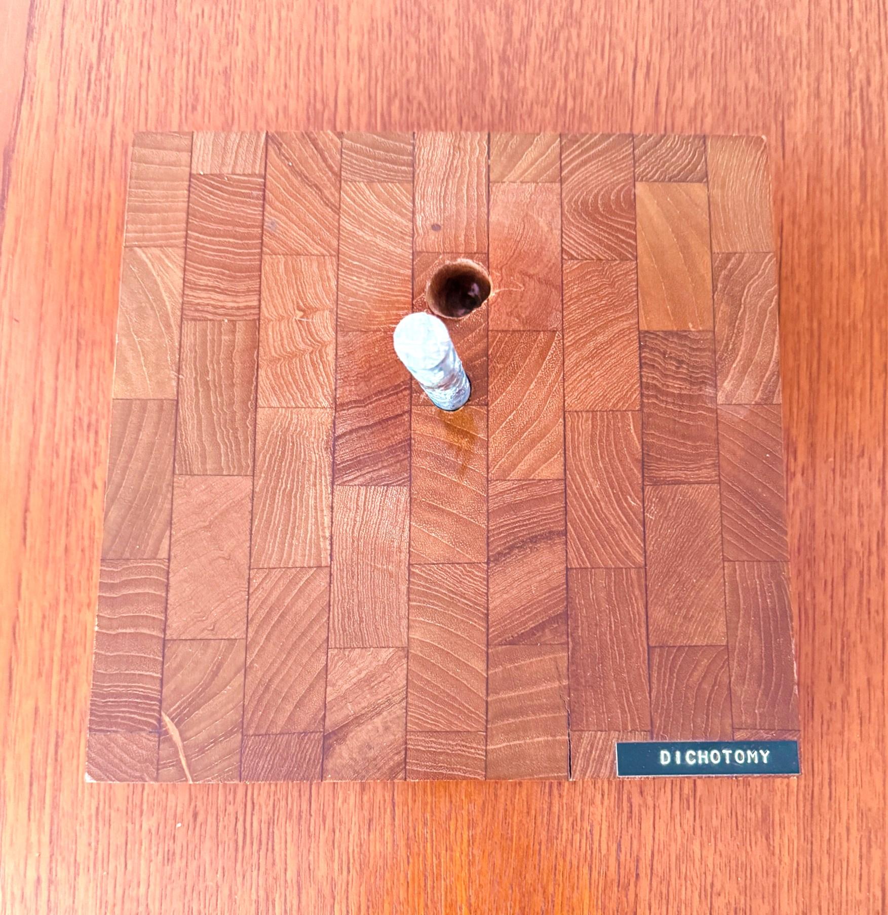 White Marble Abstract Sculpture Dichotomy Biomorphic in vendita 1