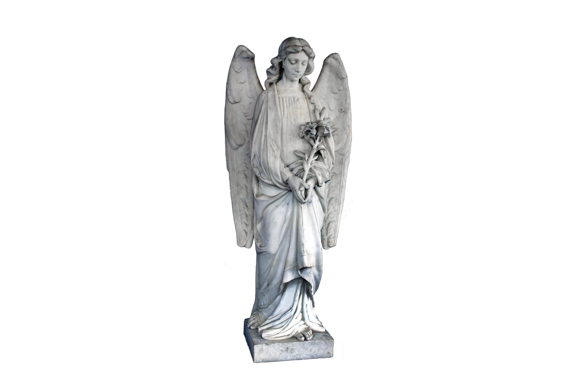 White Marble Angel Statue, 19th Century, France (Art nouveau) im Angebot