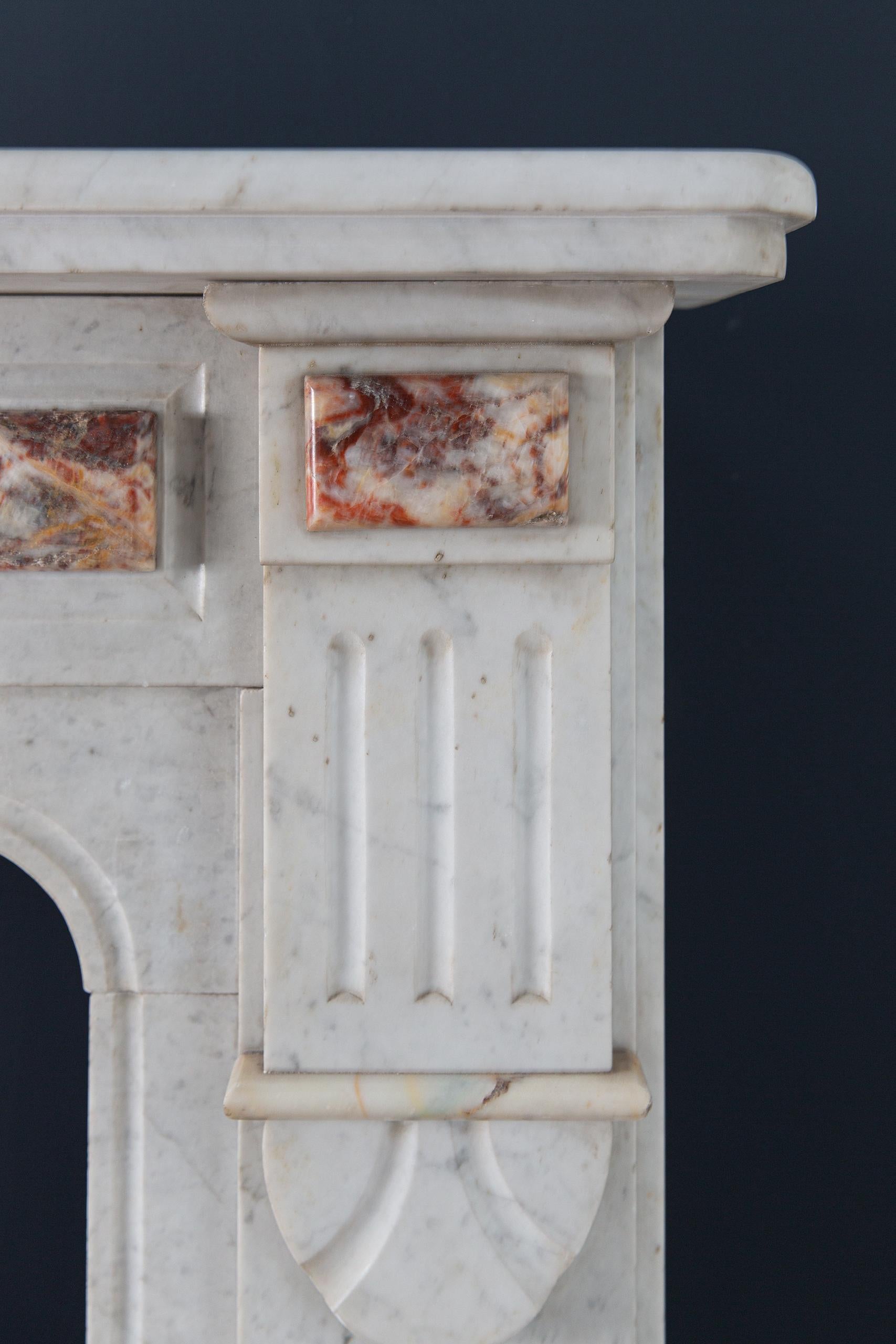White Marble Antique Neoclassical French Circulation Fireplace In Fair Condition In Oostvoorne, NL