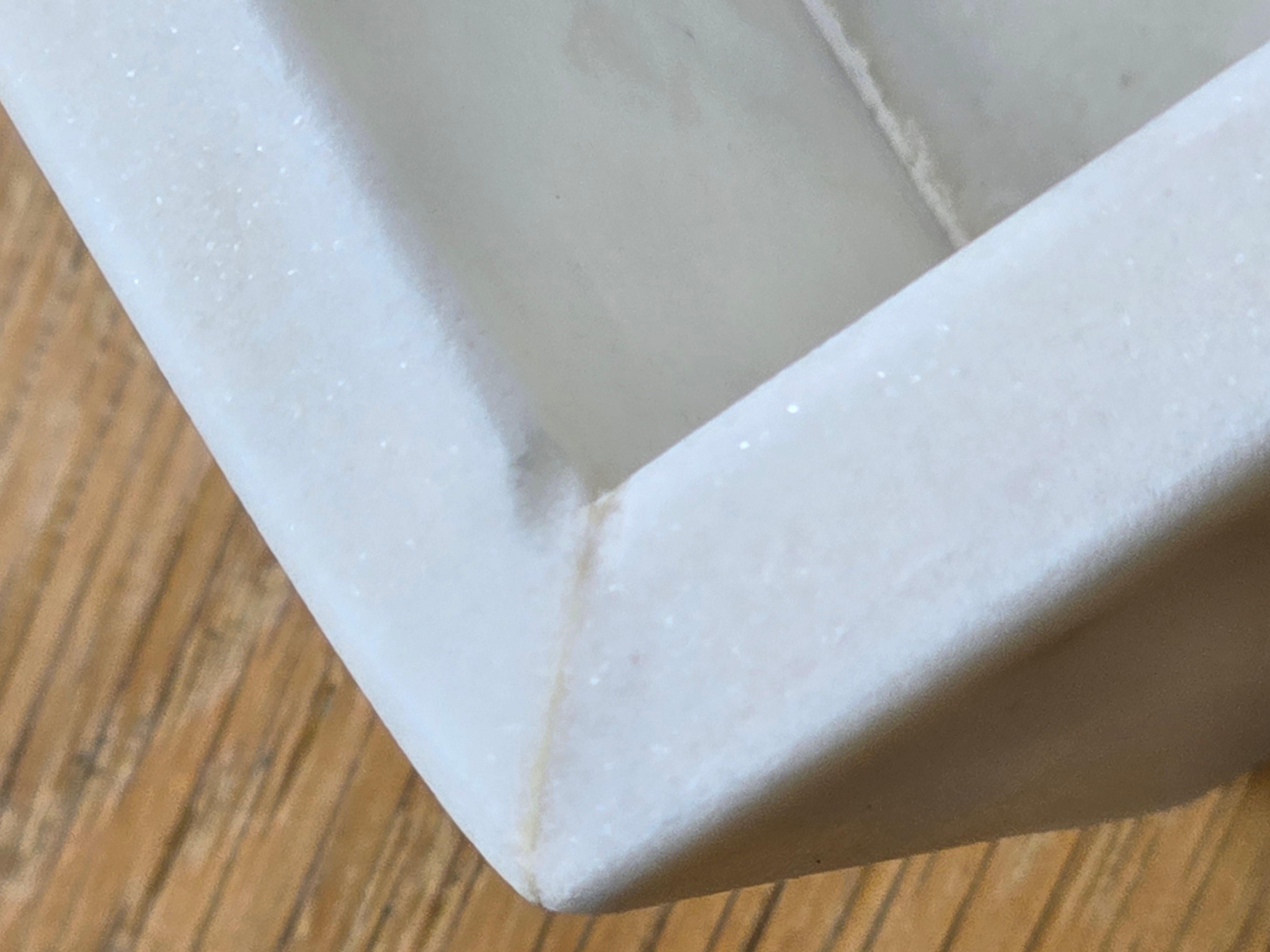 Box aus weißem Marmor mit Malachit-Intarsien im Angebot 4