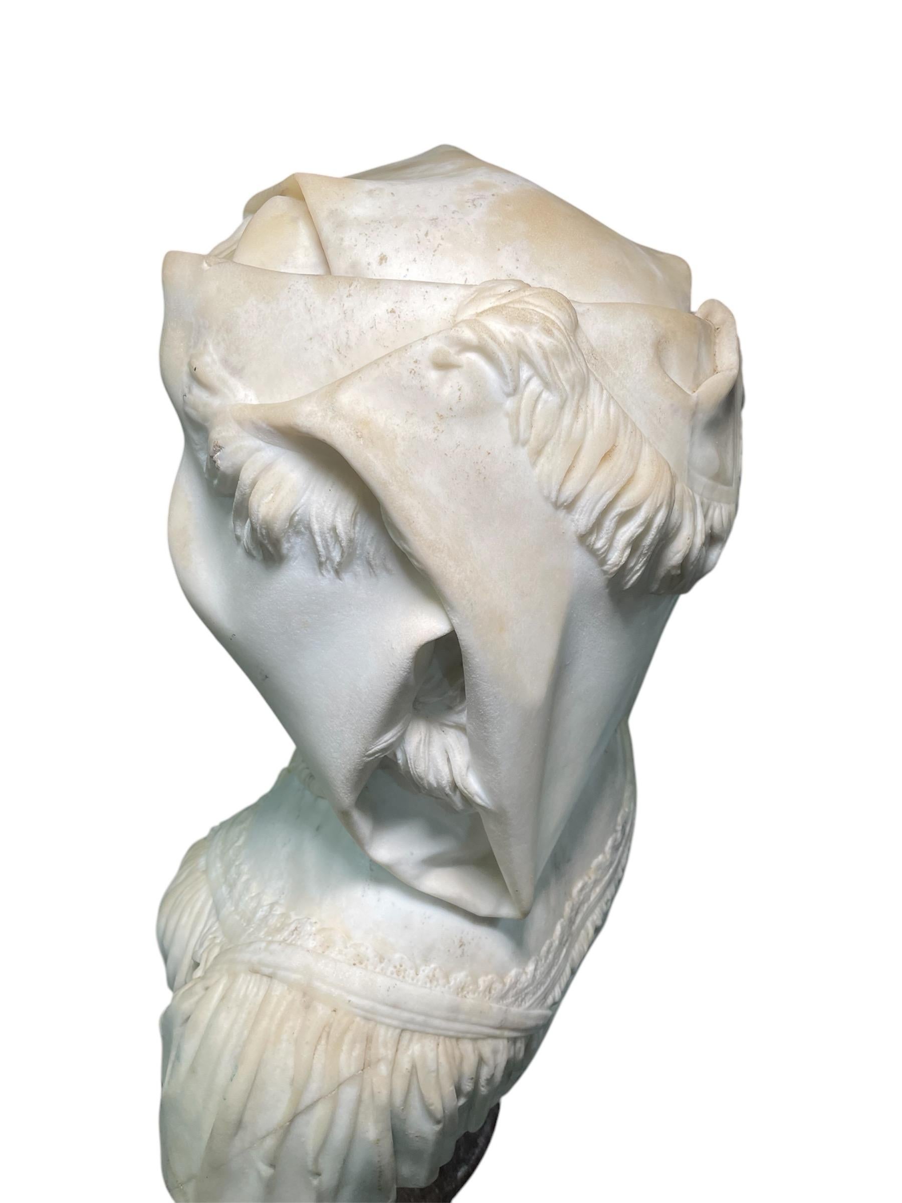 Buste de femme paysanne italienne en marbre blanc par J.Hutchison en vente 9