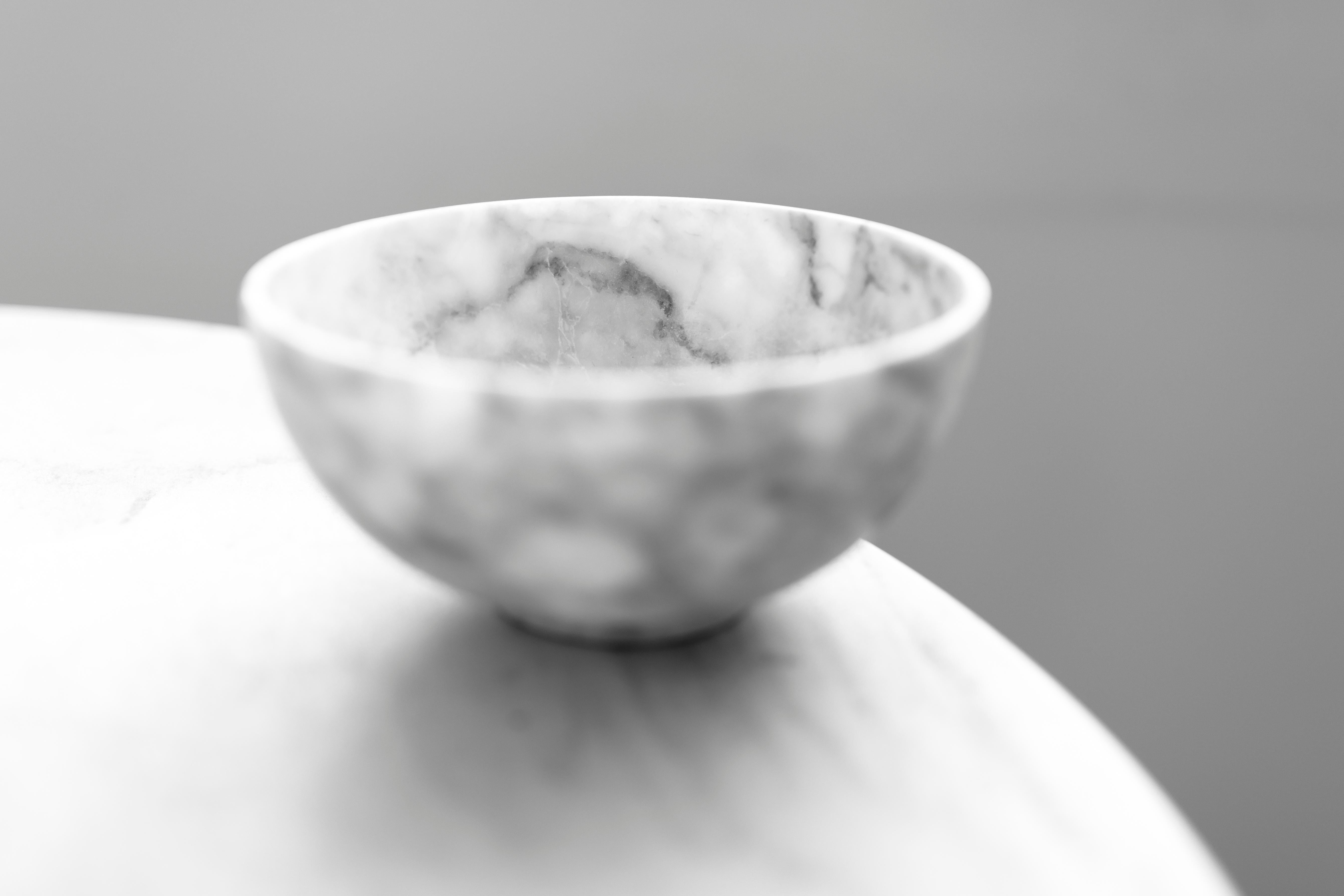 Small bowl in carved Veneciano white marble. Handmade in MÃ©xico by local craftsmen.  Production time: 6-8 weeks for items without marble / 13-14 weeks for marble pieces. Shipping +10 additional business days. Casa Quieta uses natural materials such