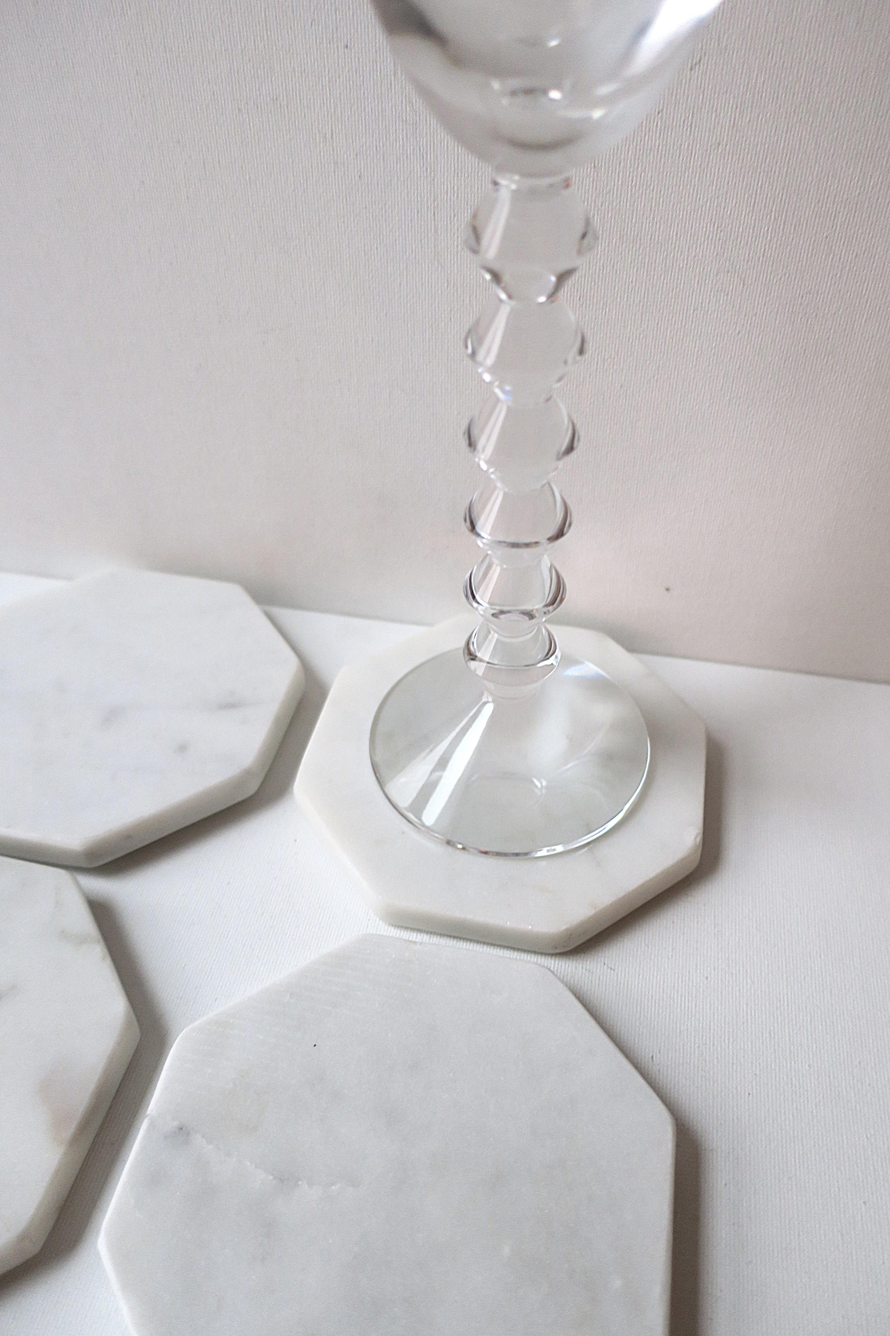 White Marble Coasters In Excellent Condition For Sale In New York, NY
