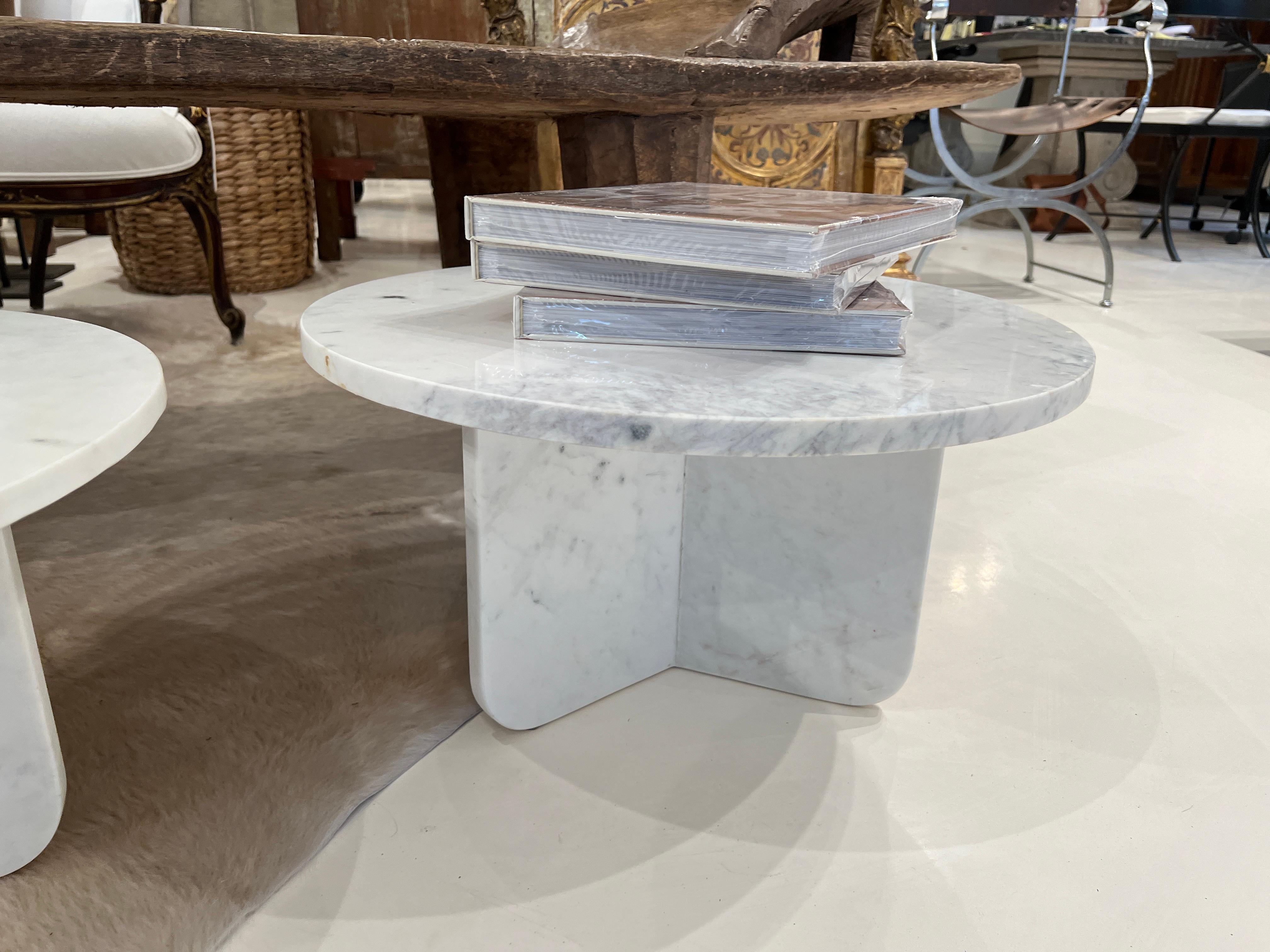 White Marble Coffee Table In Fair Condition In New Orleans, LA
