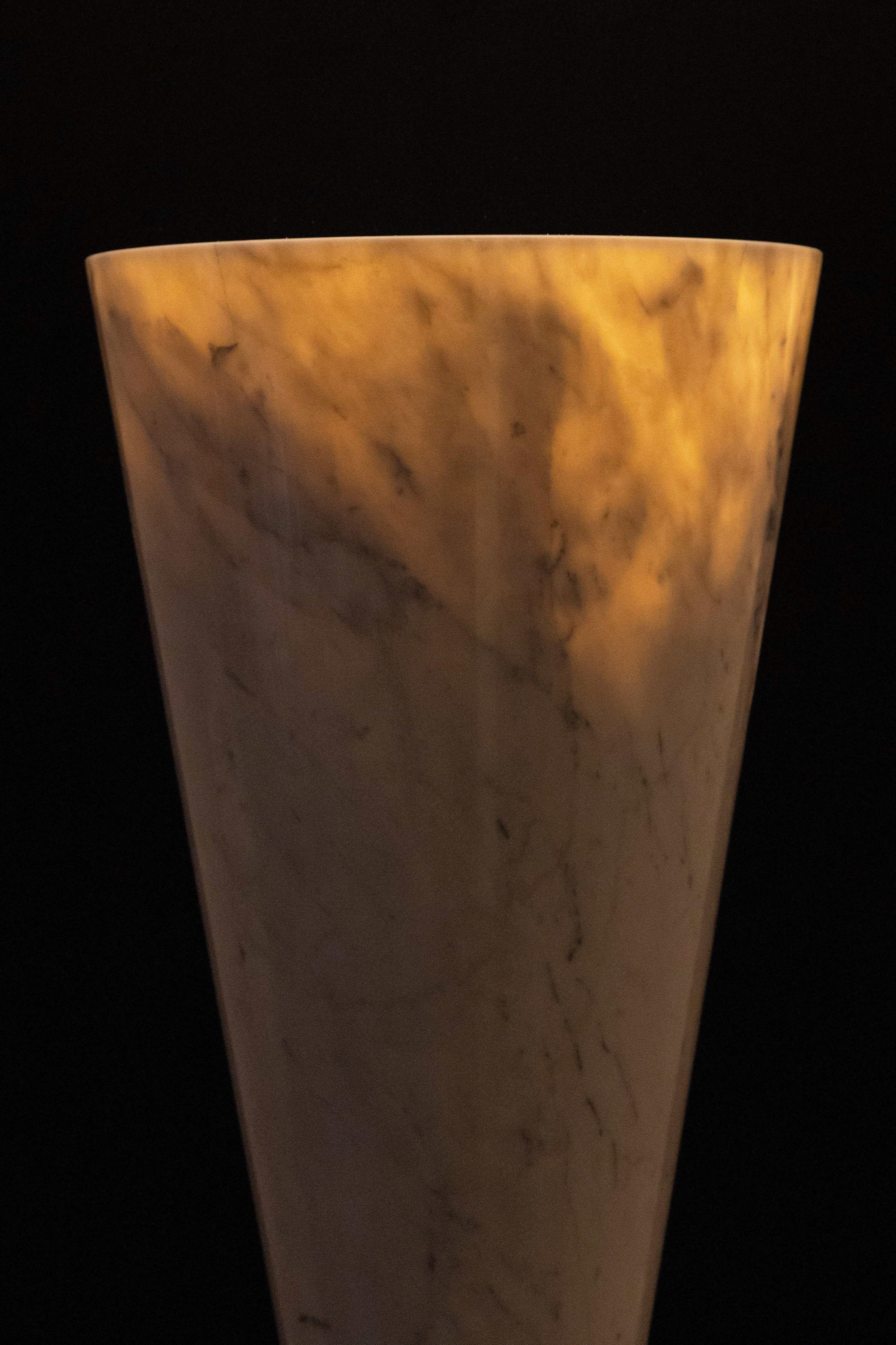 White marble floor lamp 