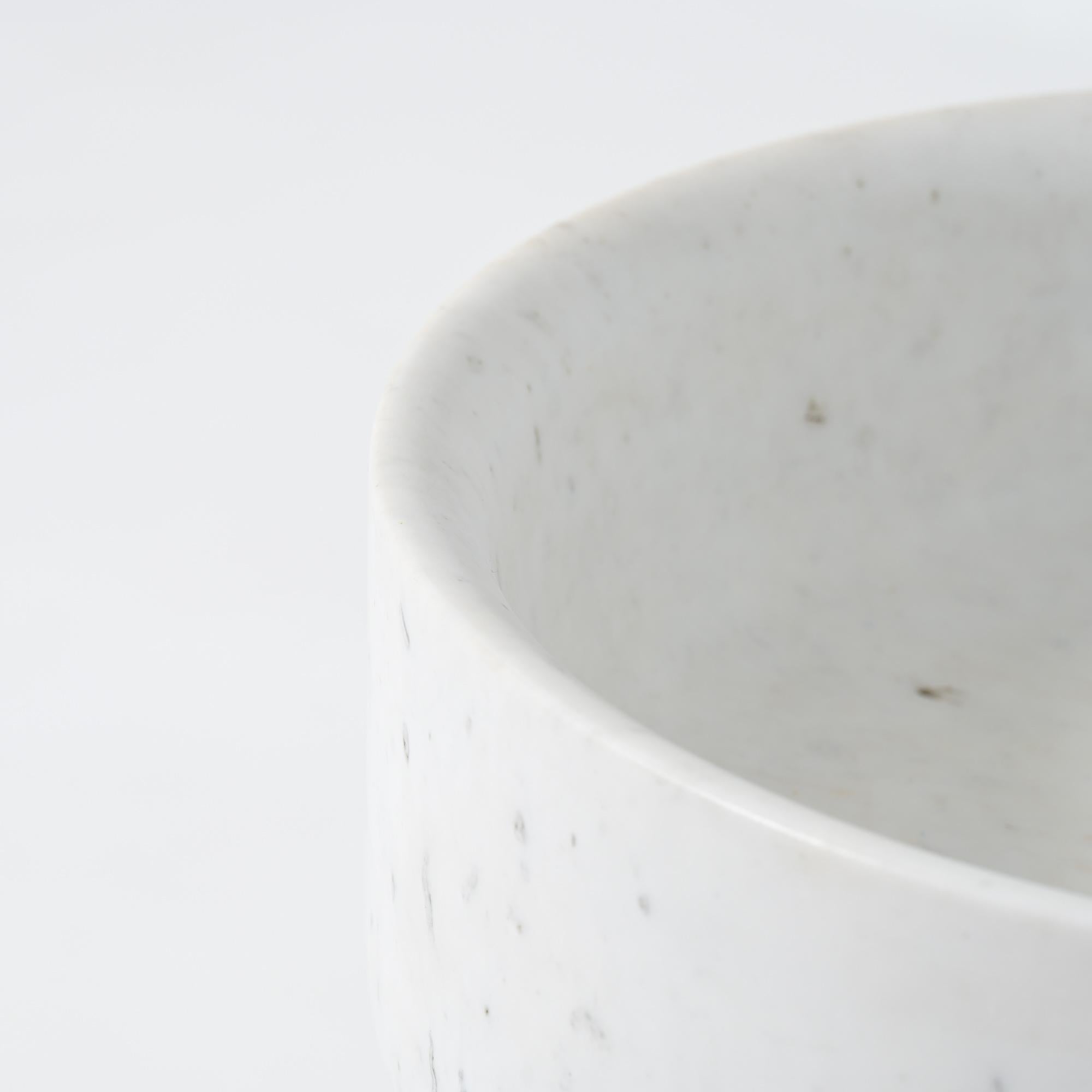Jardinera de mármol blanco de Angelo Mangiarotti, Italia Años 70 en venta 4