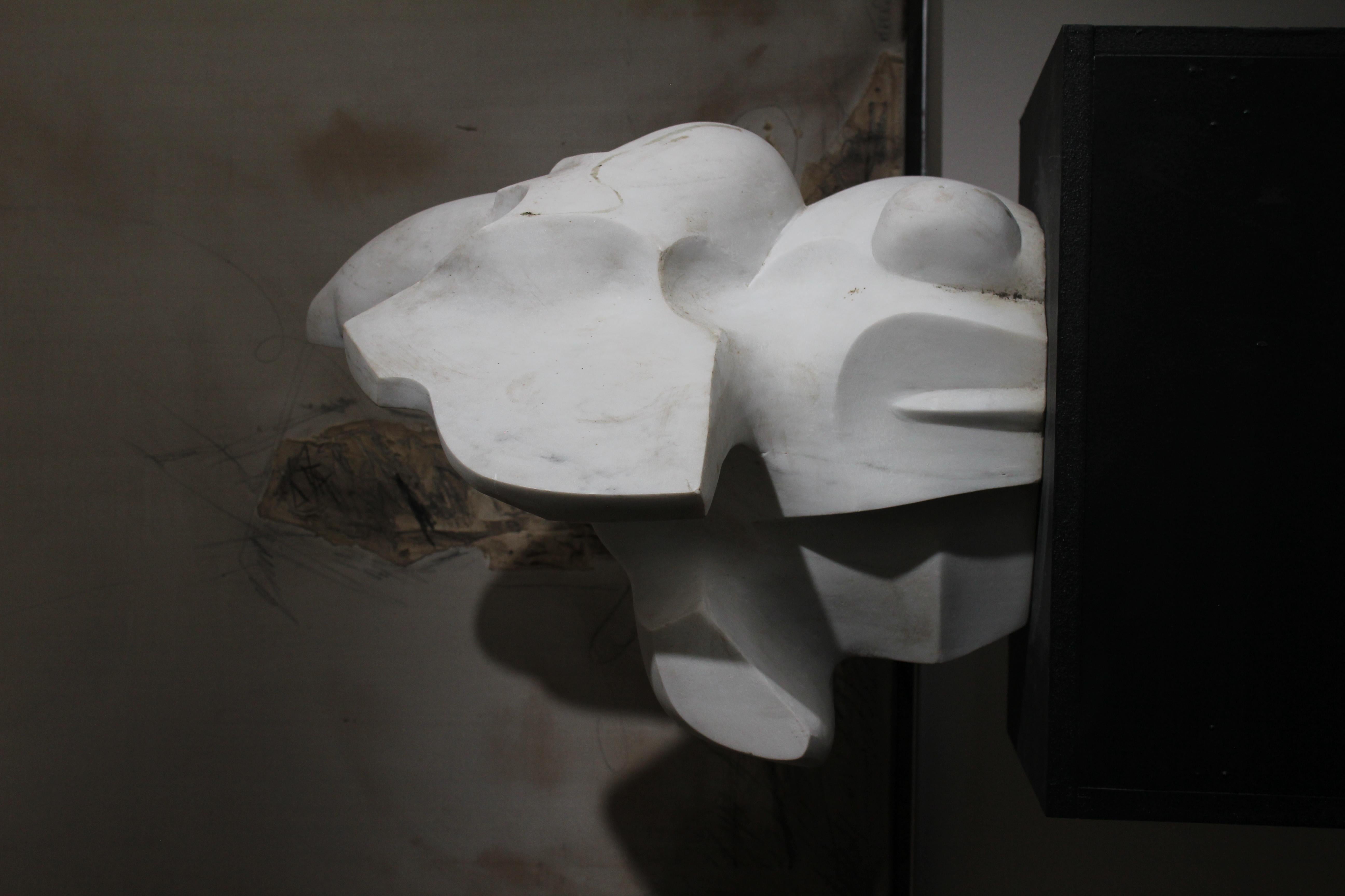 Mid-Century Modern White marble sculpture by Pol Spilliaert (1935-2023) For Sale