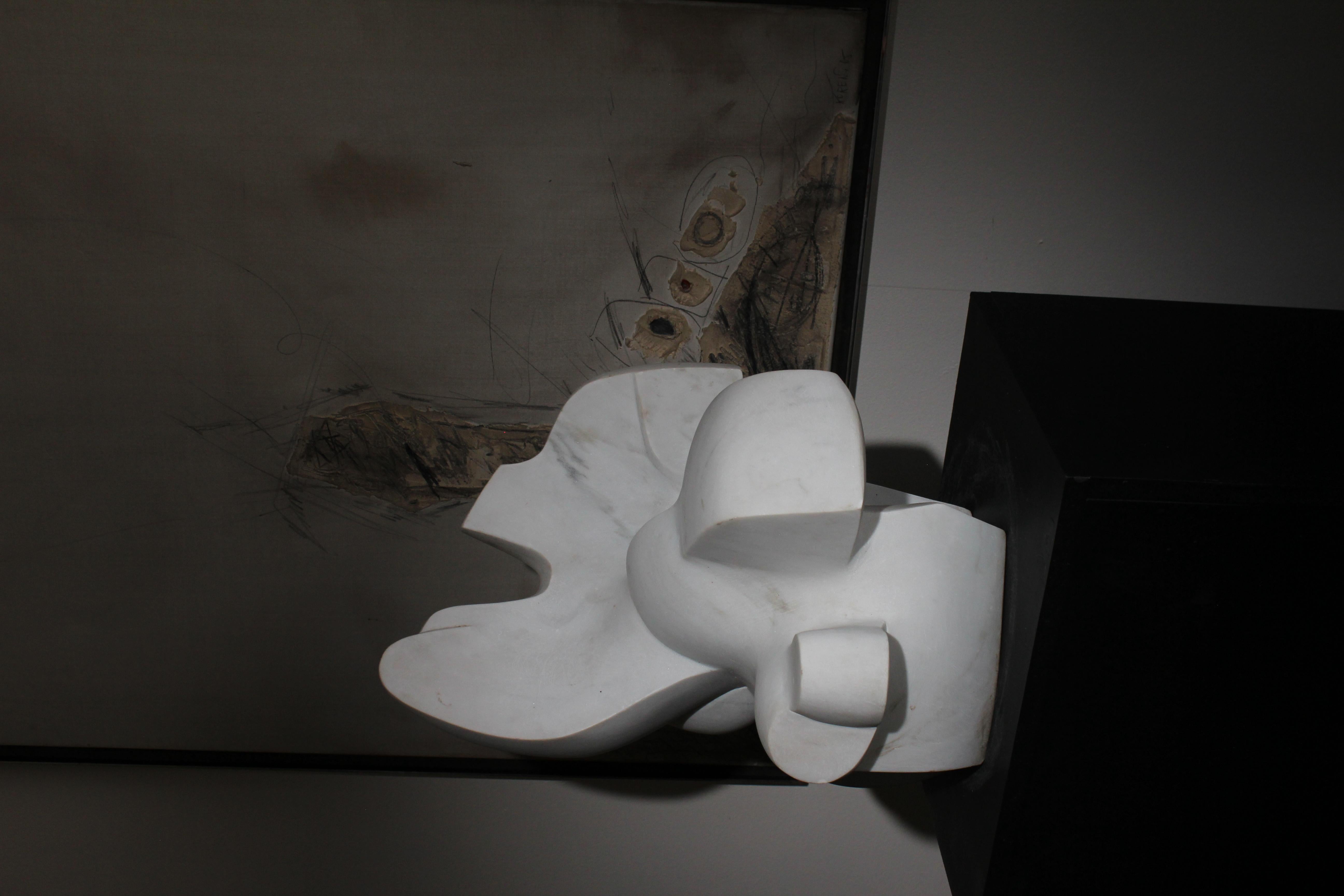 White marble sculpture by Pol Spilliaert (1935-2023) In Good Condition For Sale In Haaltert, BE