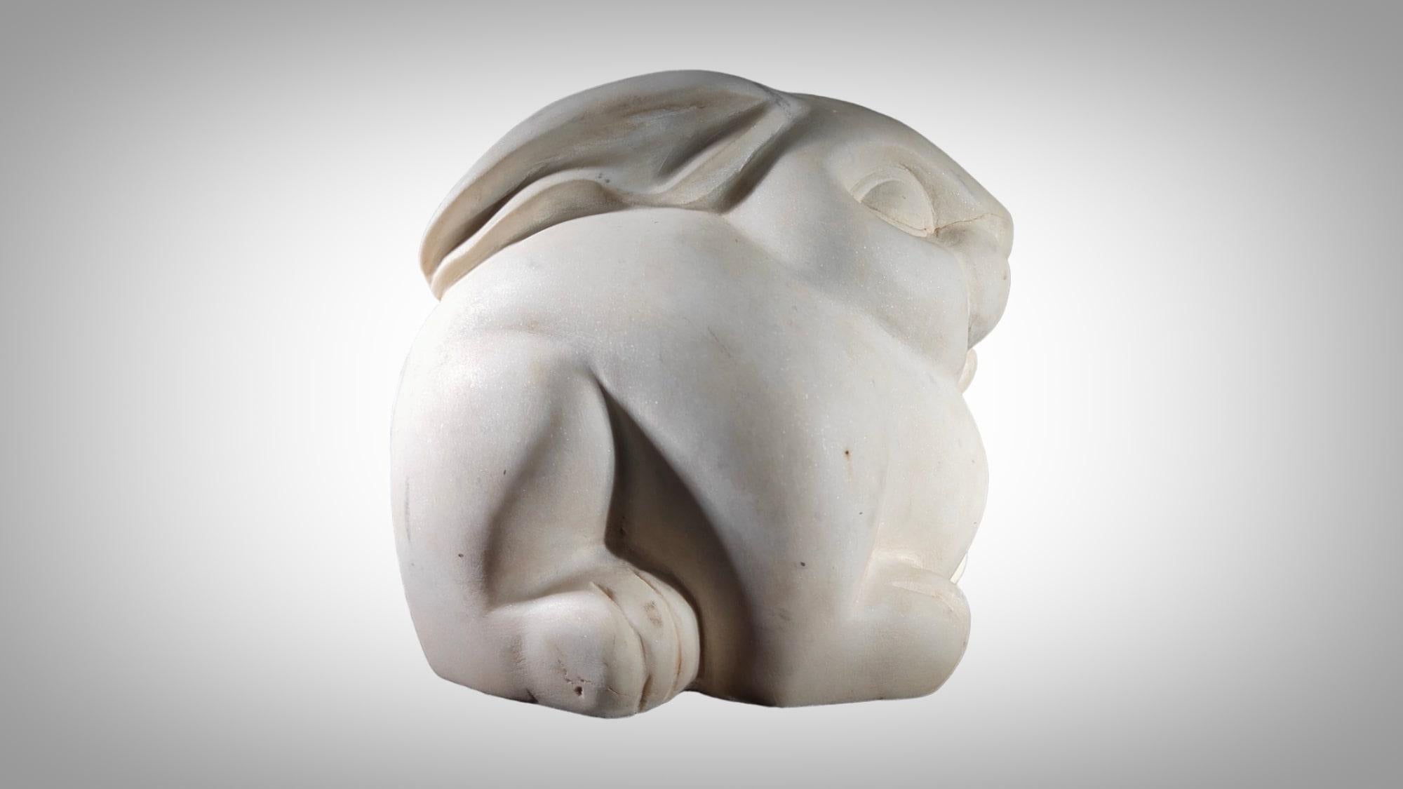 White marble sculpture of a hare Firenze 1840 For Sale 2