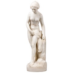 White marble statuette – Modern School – Venus at the Bath (or The Bather) 1707