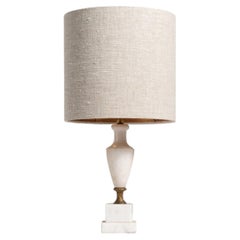 Lampada da tavolo in marmo bianco, paralume in tessuto, design italiano, XX secolo